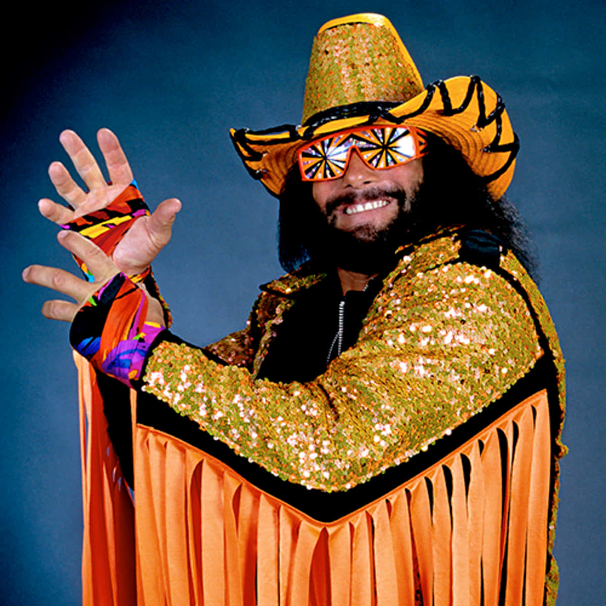 Randy Savage, flashing orange sequined outfit, tiger-striped hat, SD Desktop Wallpaper