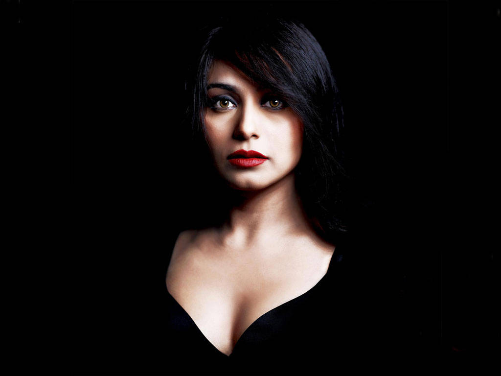 Rani Mukerji, dark hair, bold red lips, SD Desktop Wallpaper