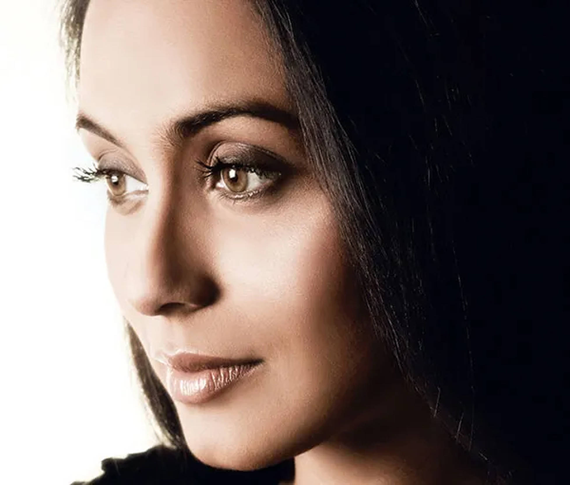 Rani Mukerji, dark hair, warm eyes, Full HD Desktop Wallpaper
