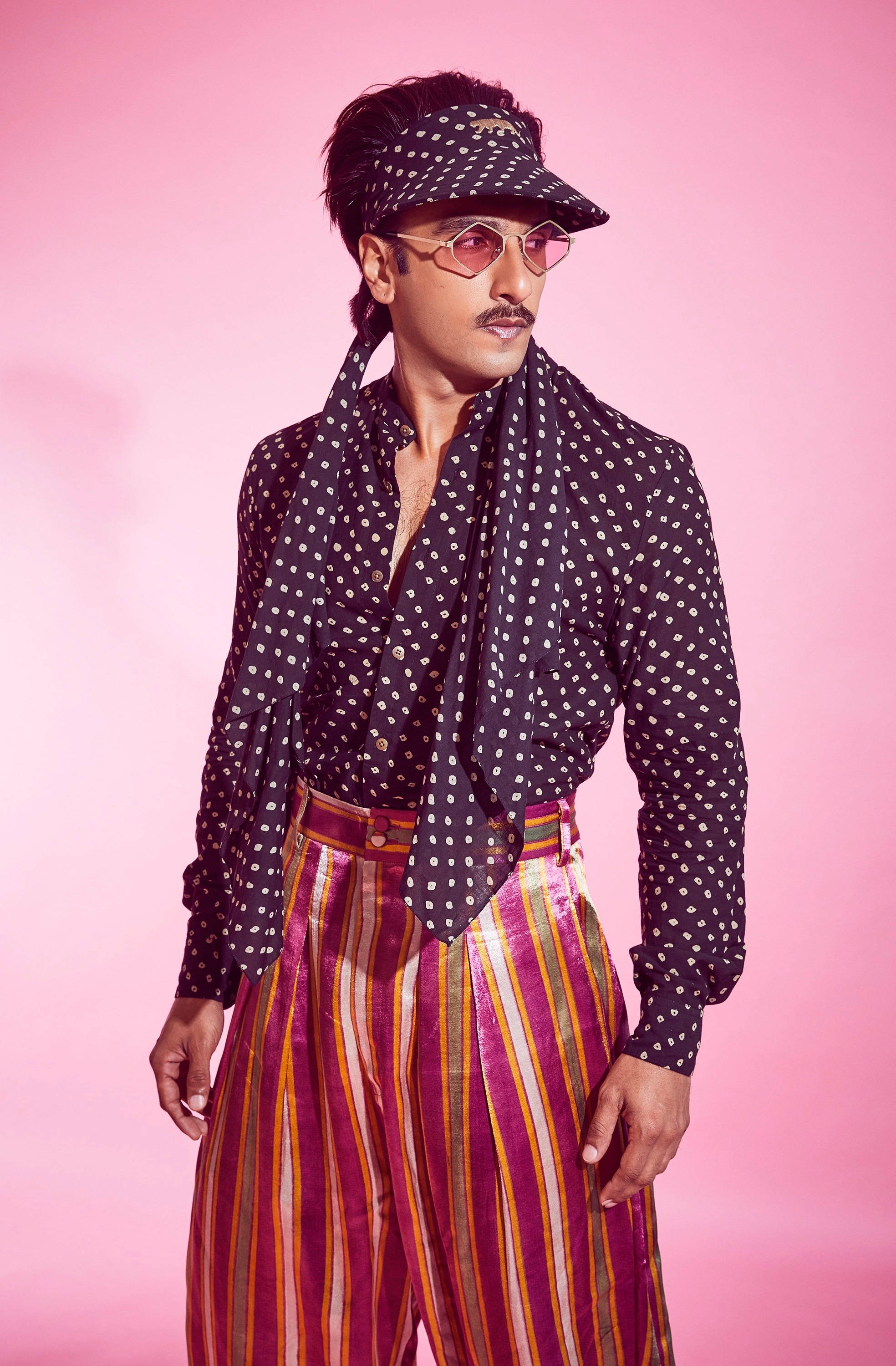 Ranveer Singh, polka-dot shirt, striped pants, 2K Phone Wallpaper
