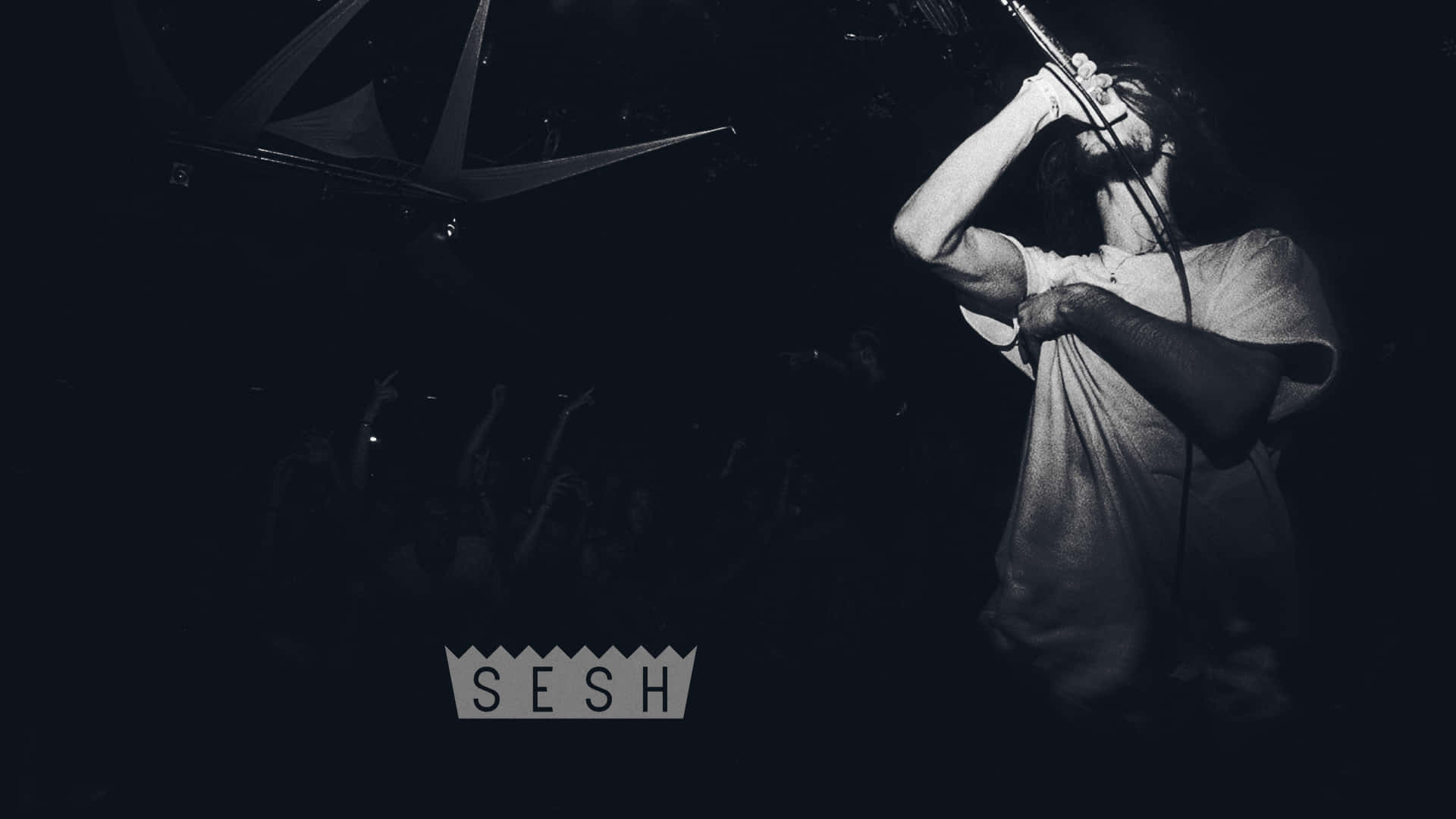 black and white photo, musician, singing into a mic, Full HD Desktop Wallpaper