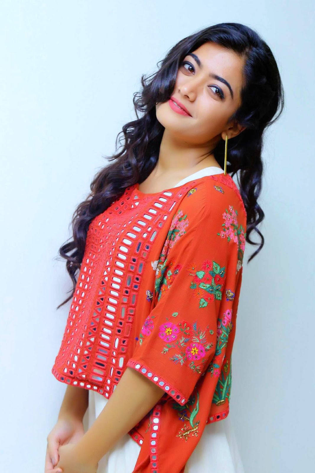 Rashmika Mandanna, red blouse, vibrant red embroidered top, HD Phone Wallpaper