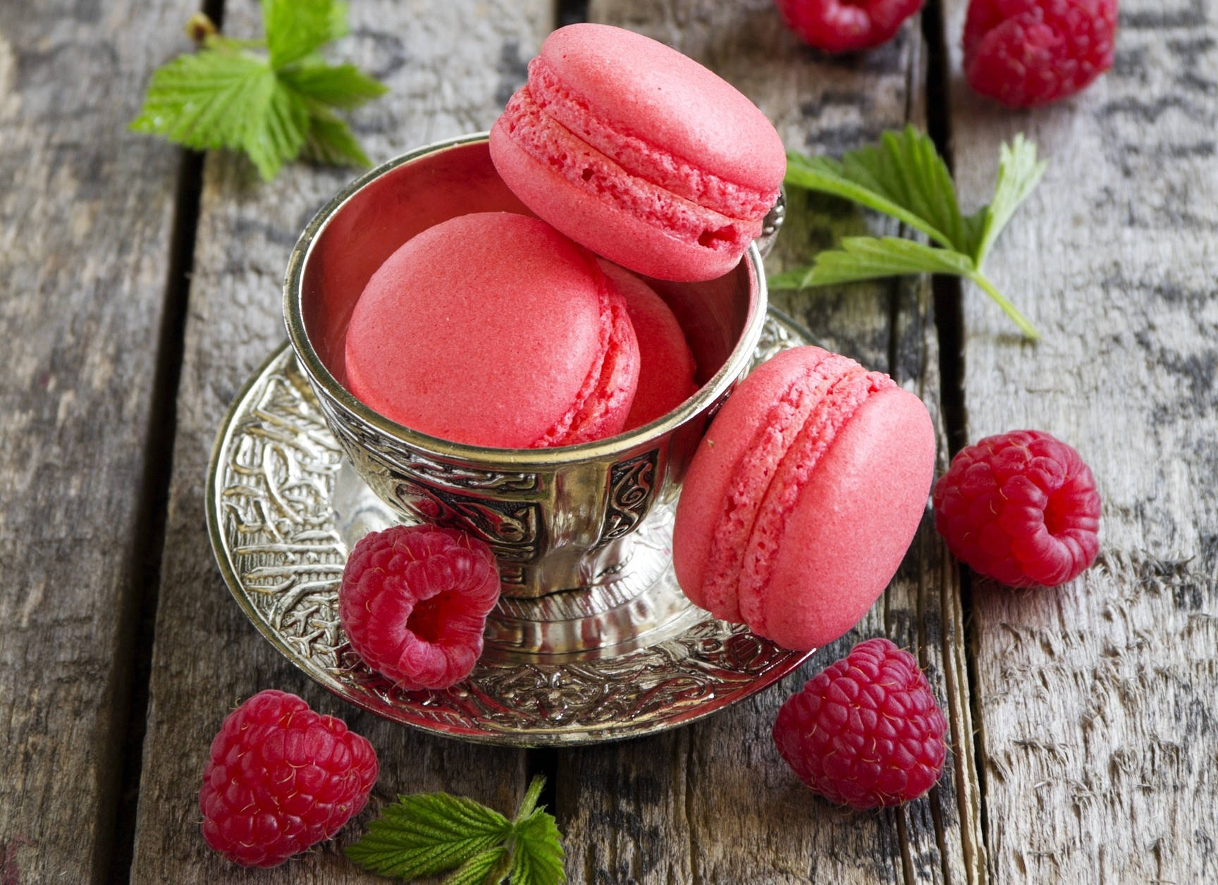 macaroon, red raspberries, ornate silver cup, HD Desktop Wallpaper