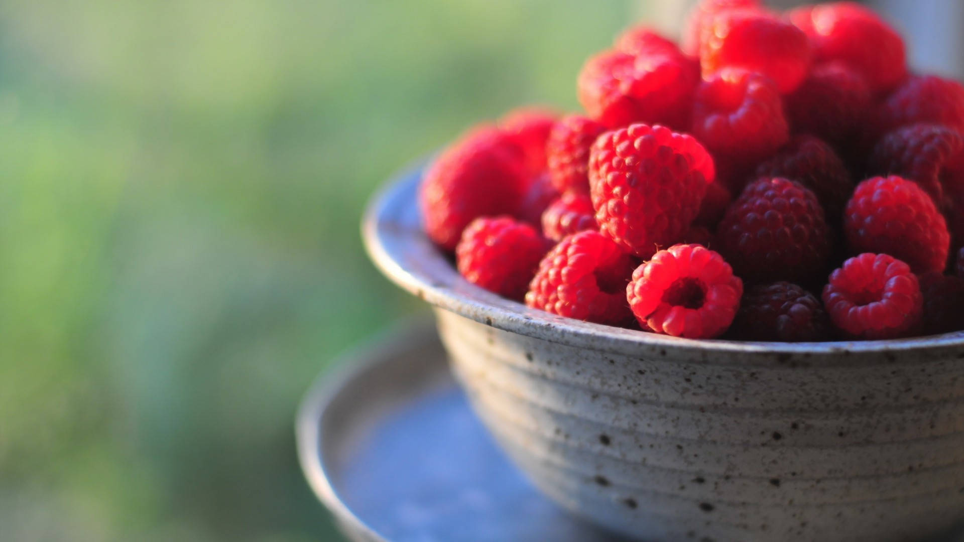 fresh raspberries, stoneware bowl, shallow bowl, Full HD Desktop Wallpaper