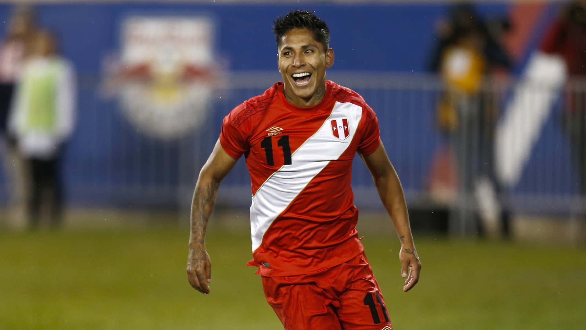 Raul Ruidiaz, red and white jersey, number 11, Full HD Desktop Wallpaper