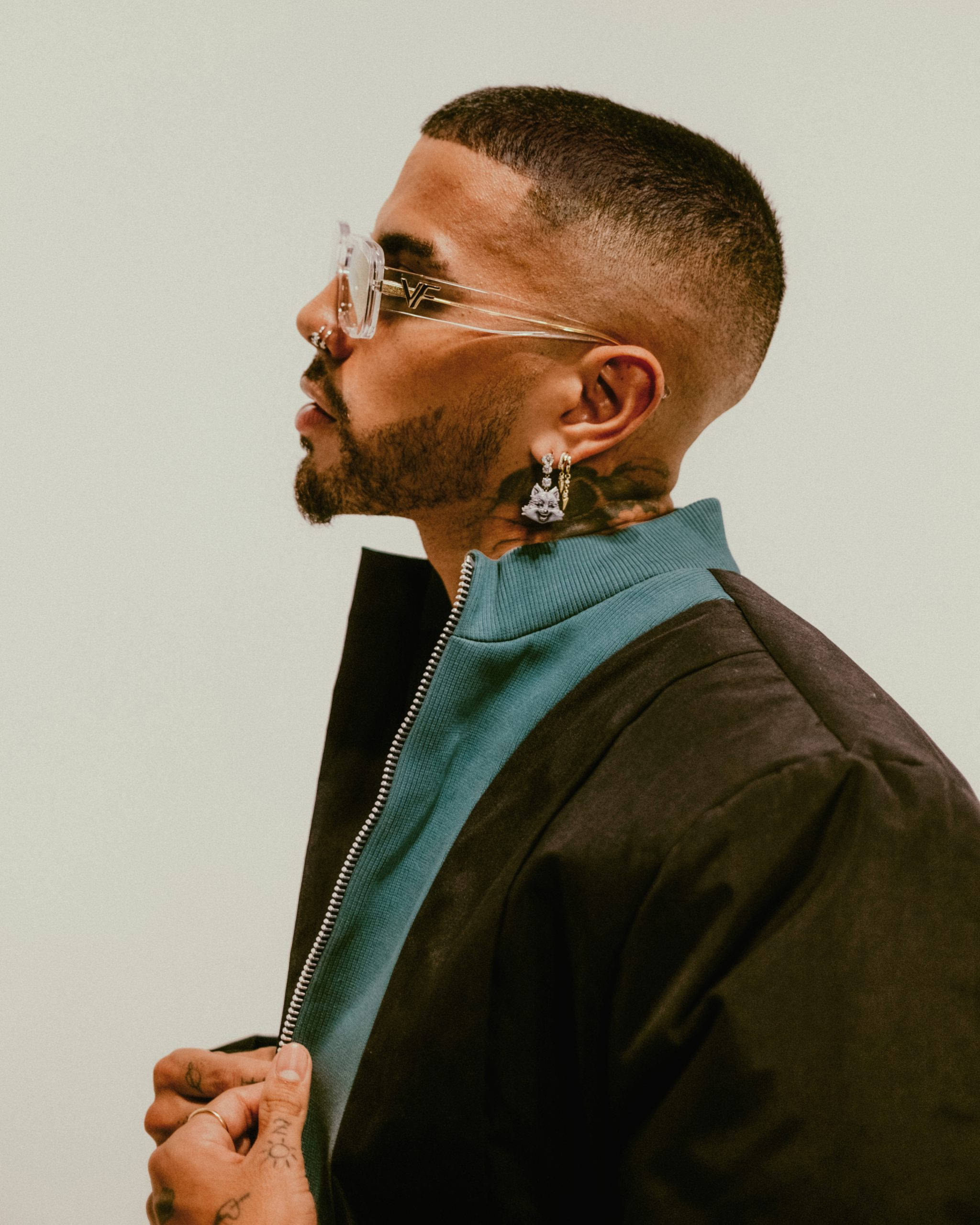 Rauw Alejandro, transparent shades, black jacket, 2K Phone Wallpaper