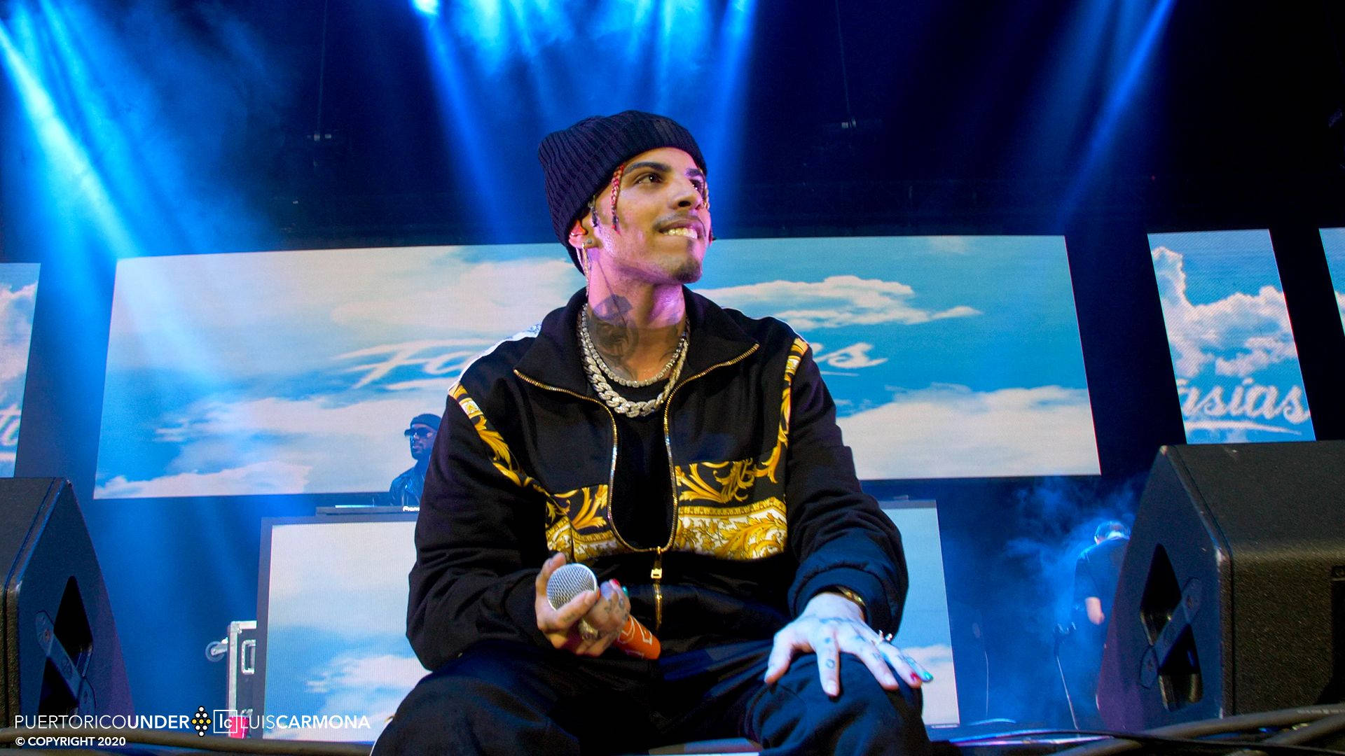 Rauw Alejandro, black beanie, gold-trimmed jacket, Full HD Desktop Wallpaper