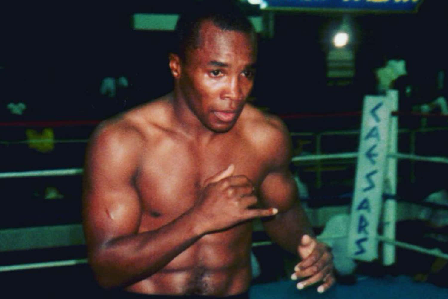 Ray Leonard, boxer, dimly lit ring, HD Desktop Wallpaper