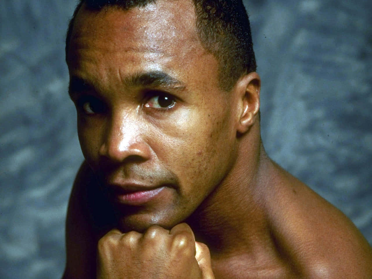 Ray Leonard, blue-gray backdrop, muscular Black man, HD Desktop Wallpaper