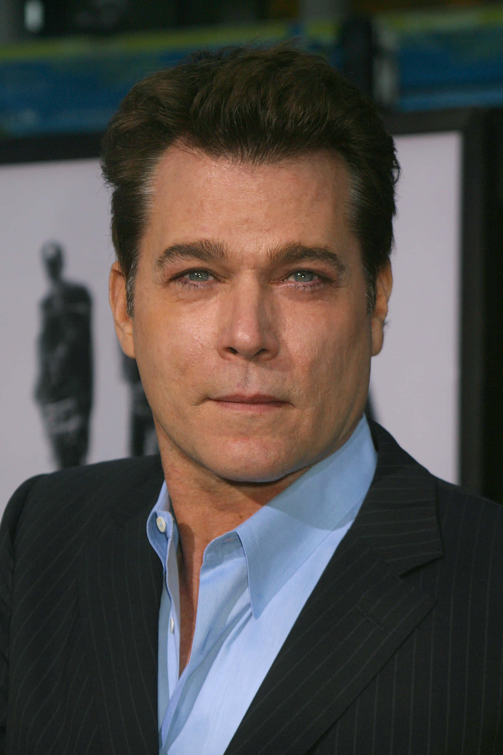 Ray Liotta, pinstripe suit, light blue shirt, 2K Phone Wallpaper