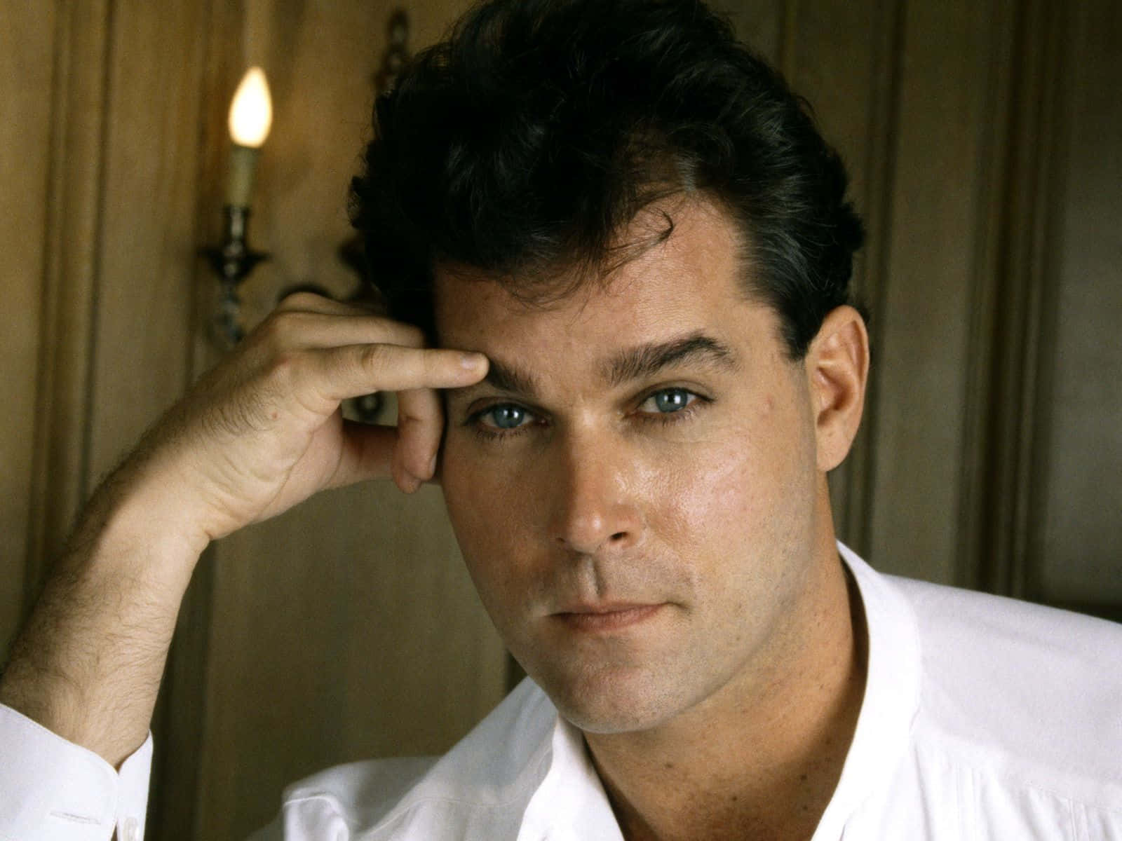 Ray Liotta, intense blue eyes, dark hair, HD Desktop Wallpaper