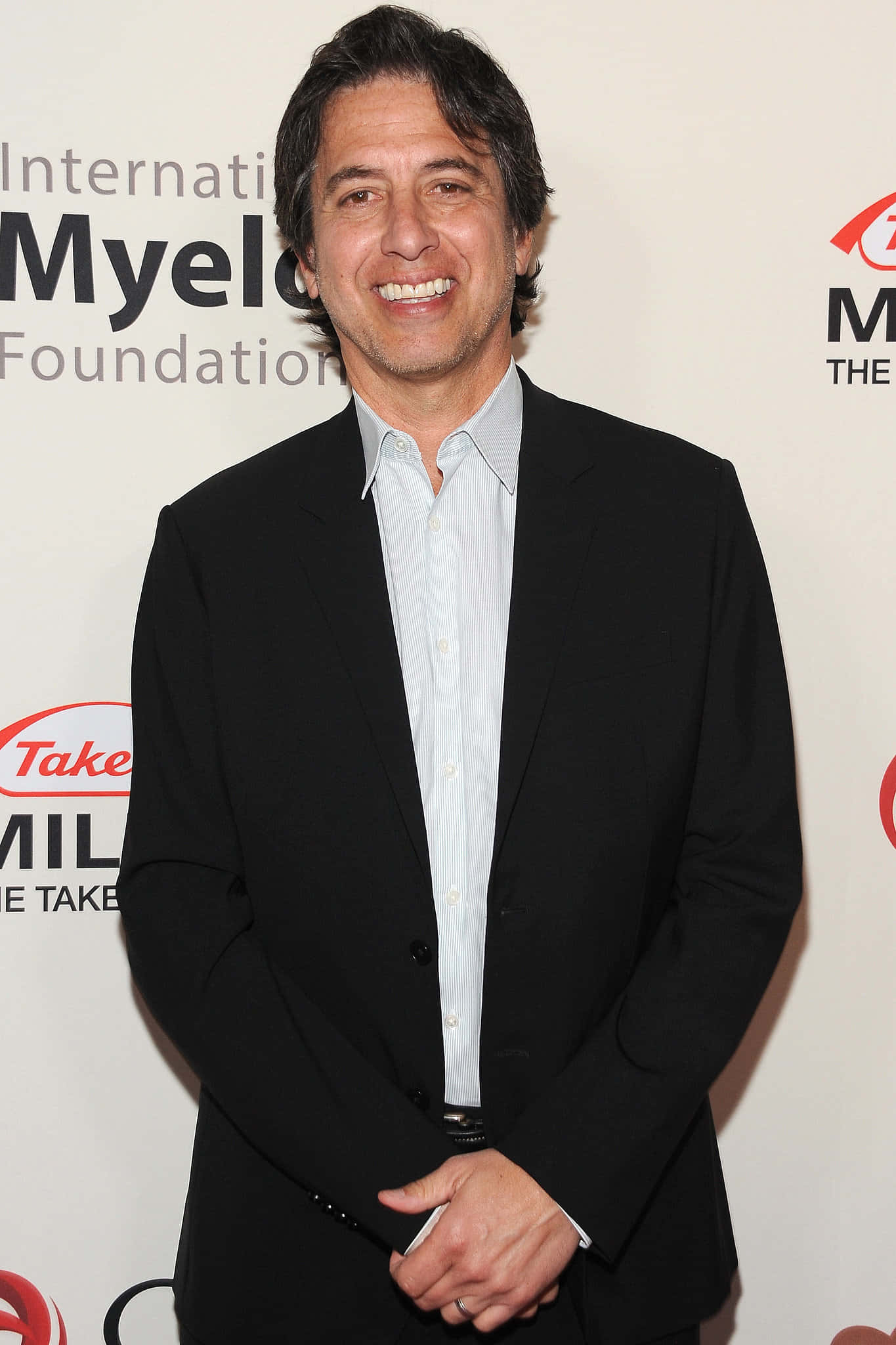 Ray Romano, black suit, light blue shirt, Full HD Phone Wallpaper