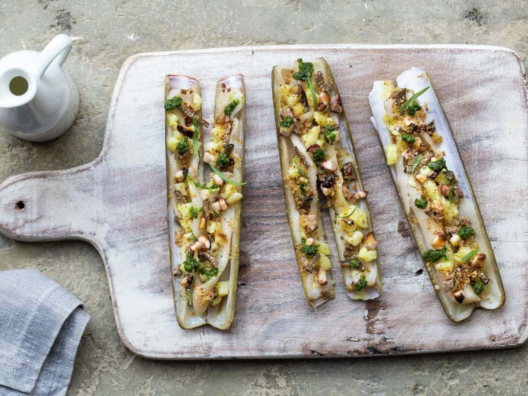 Razor Clam, wooden board, herbs, SD Desktop Wallpaper