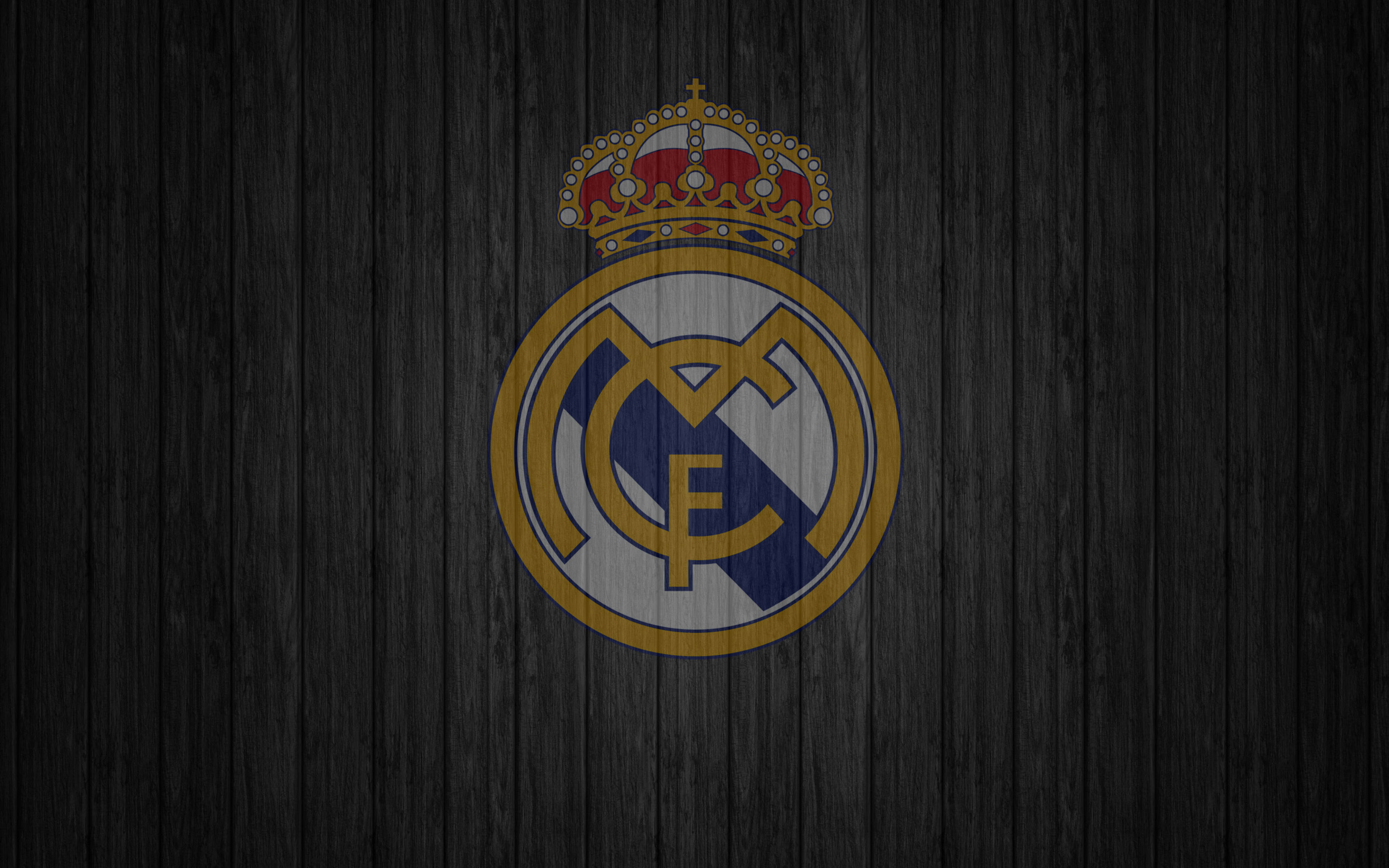 Real Madrid, crown, dark weathered wooden planks, 4K Desktop Wallpaper
