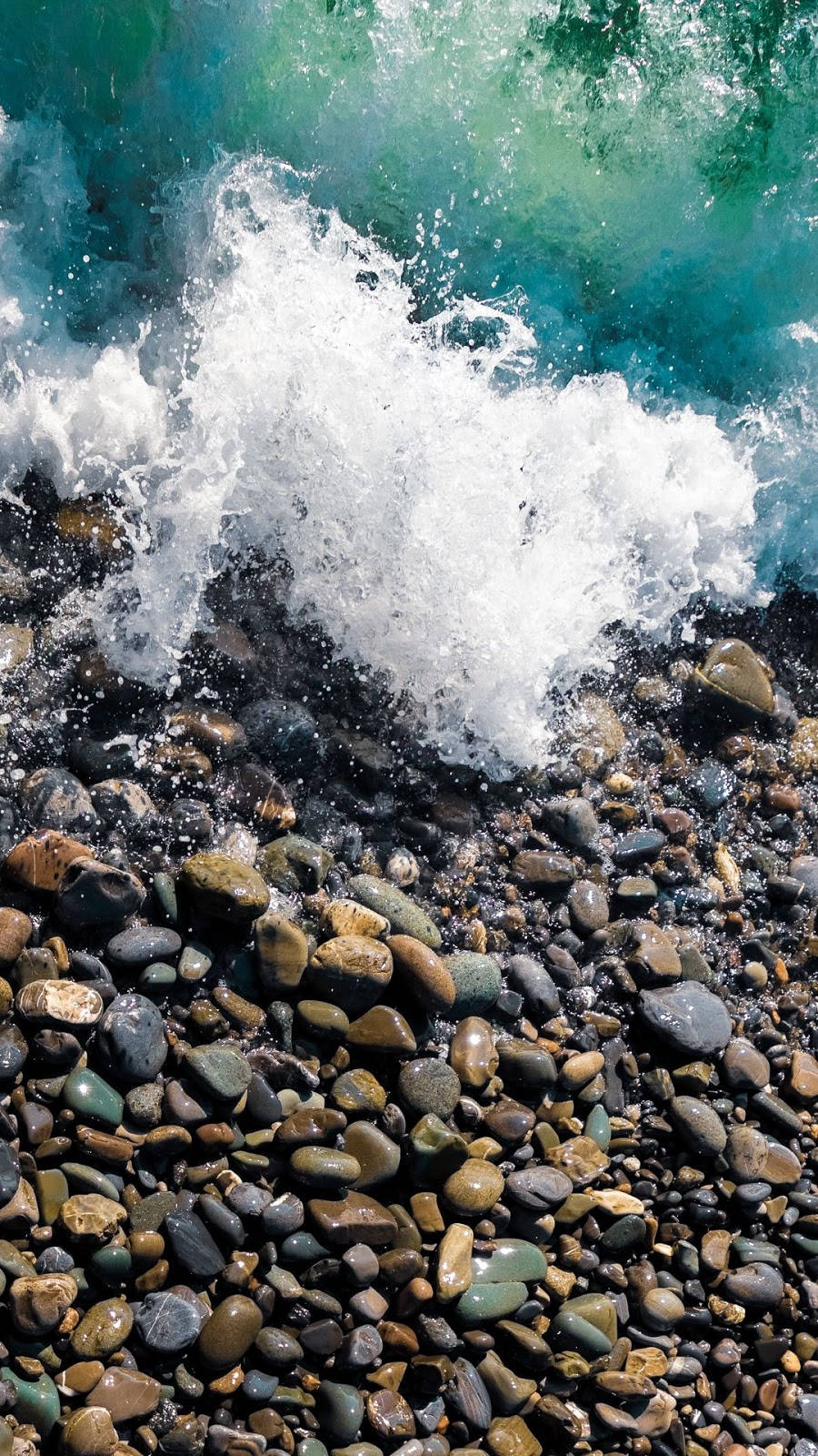 Realme 7 Pro, turquoise wave, sunlit pebble beach, HD Phone Wallpaper
