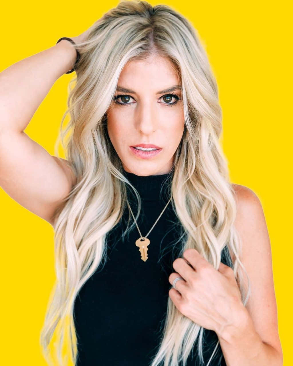 Rebecca Zamolo, blonde woman with wavy hair, bright yellow background, HD Phone Wallpaper