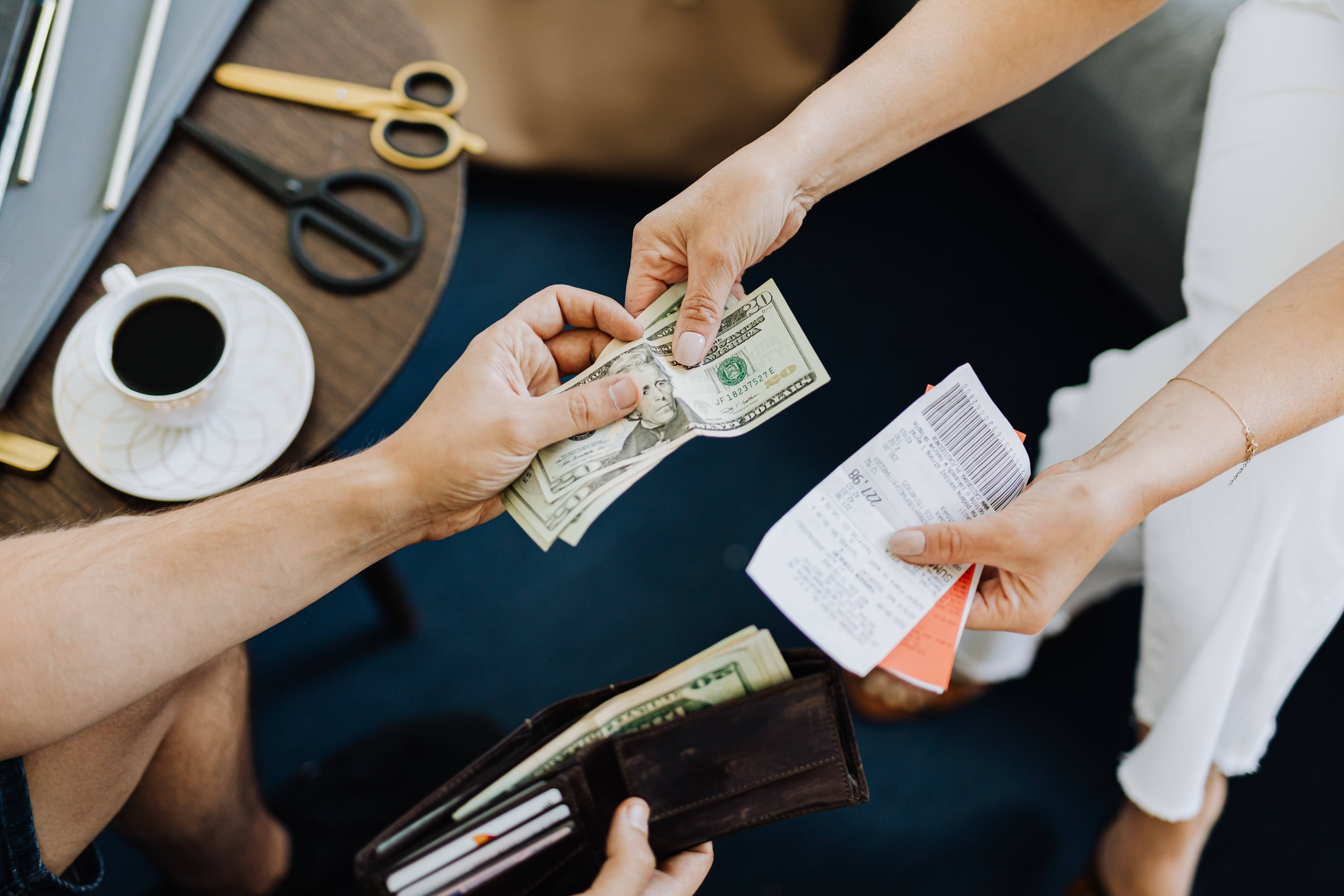 Payment and Receipt, wooden table, cash, 5K Desktop Wallpaper