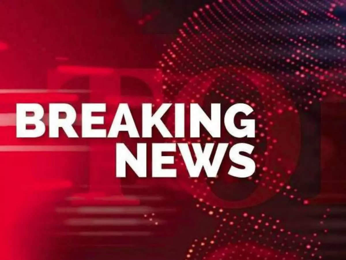 Breaking News Studio Background, anchoring space, red digital background, SD Desktop Wallpaper
