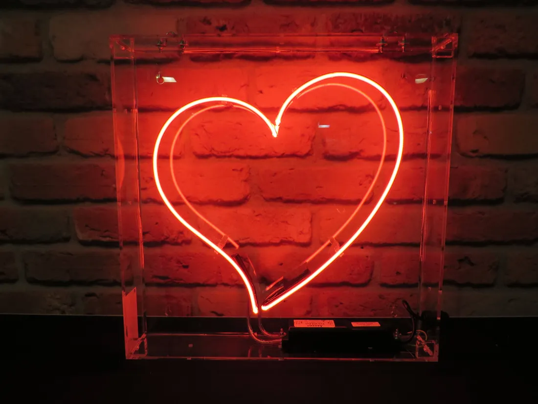 Red Aesthetic Neon