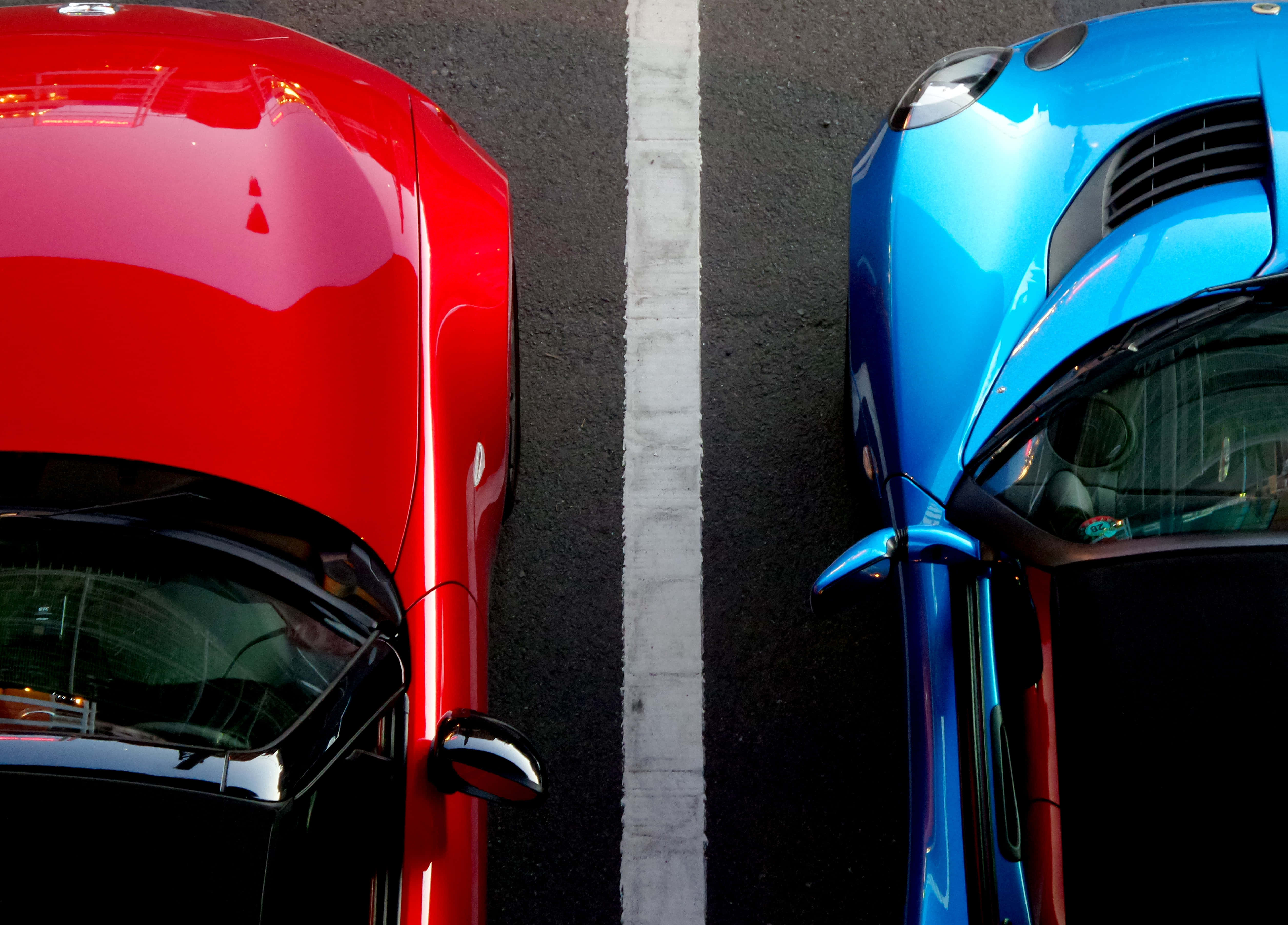 red and blue, glossy sports cars, white road line, 4K Desktop Wallpaper