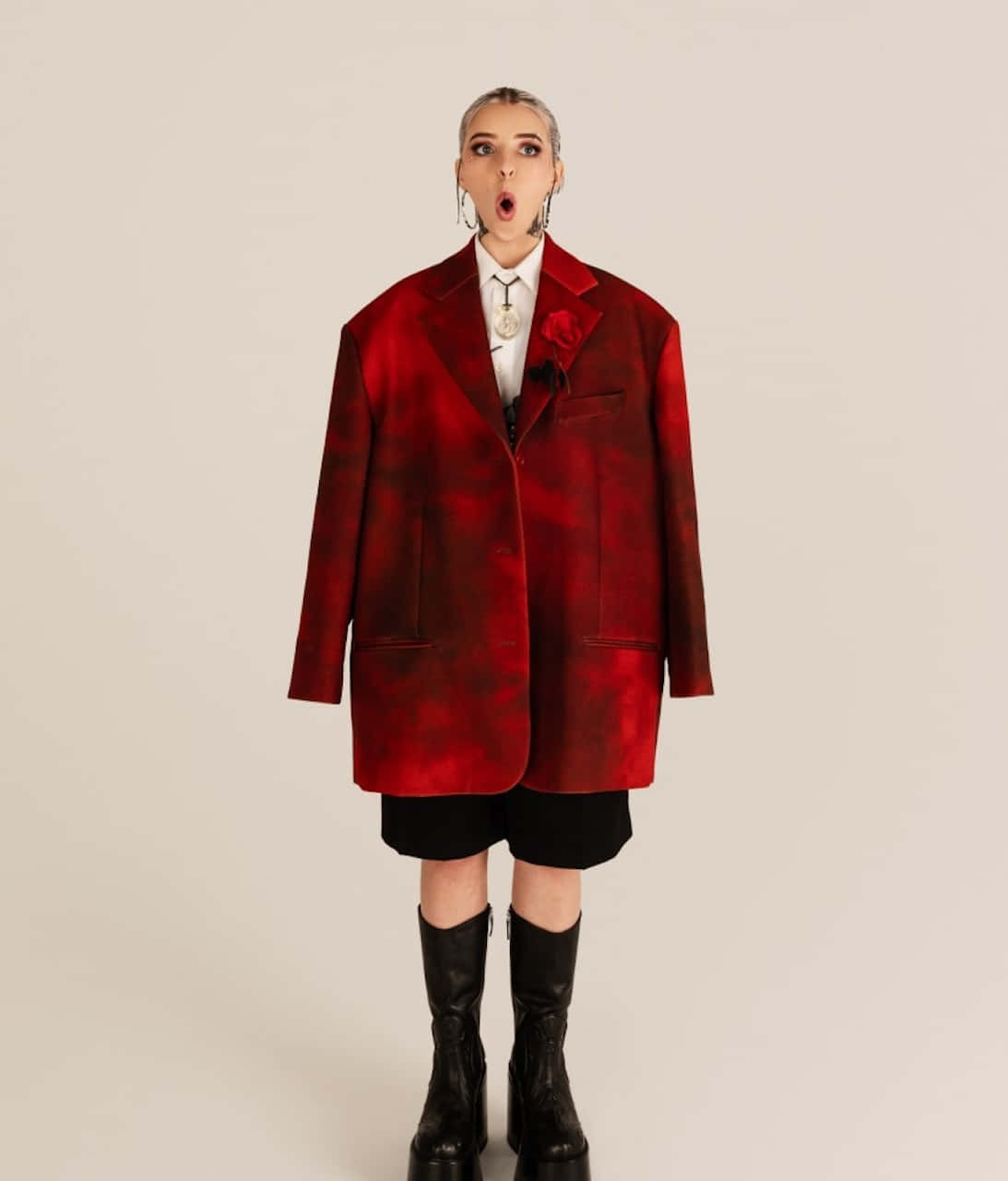 oversized red jacket, bold red textured blazer, black boots, HD Phone Wallpaper