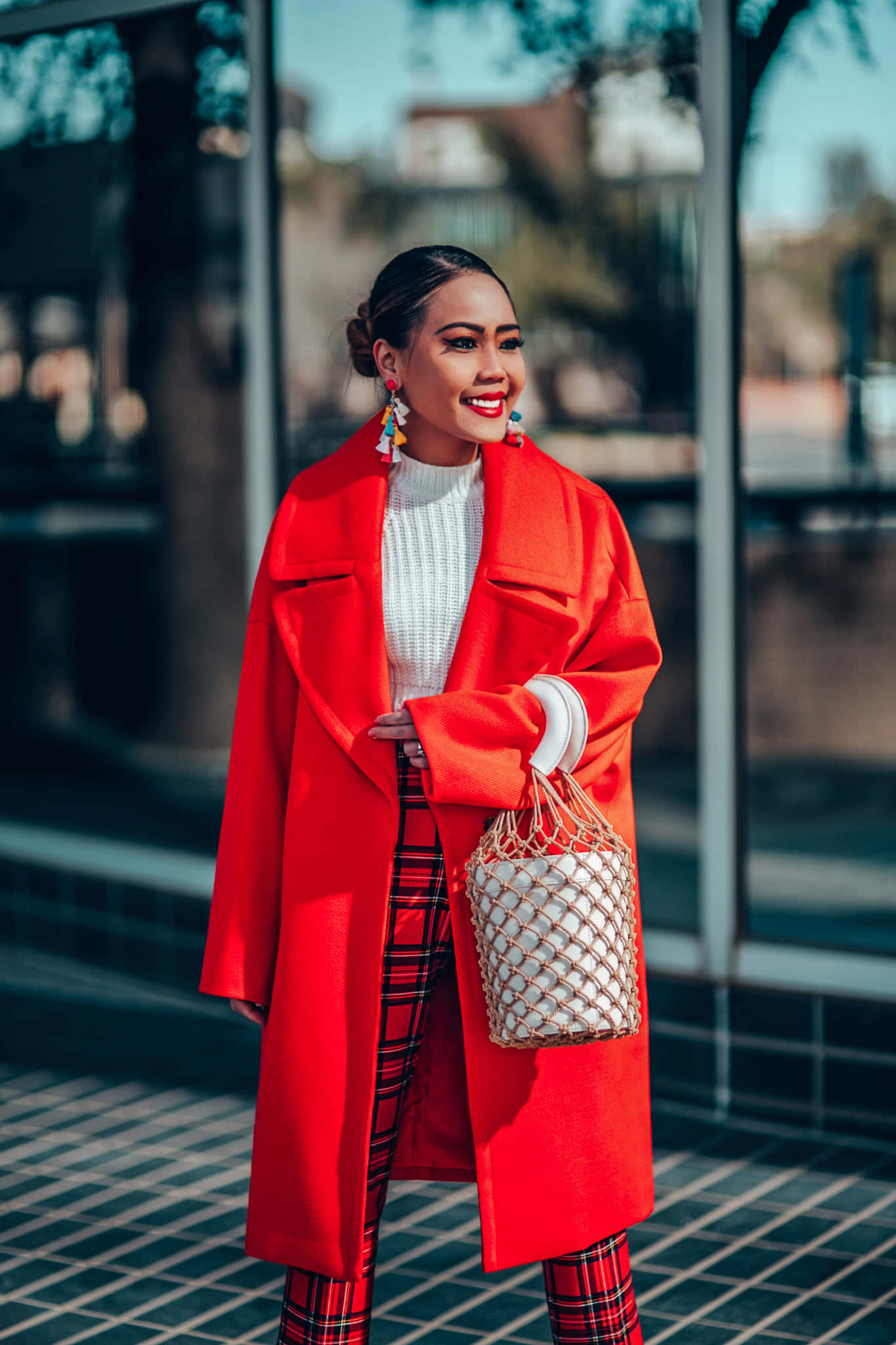 red coat, plaid pants, woven bag, Full HD Phone Wallpaper