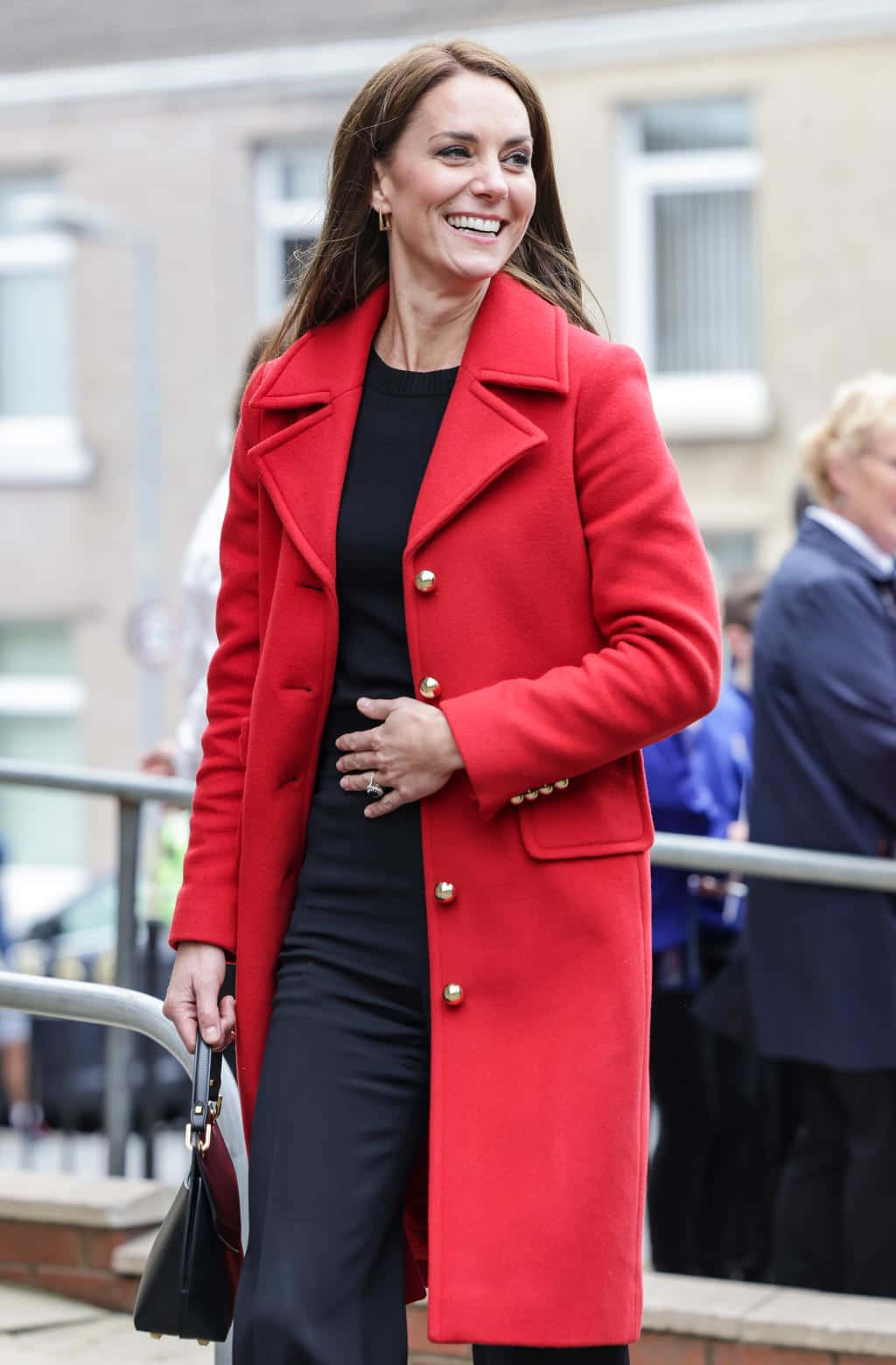 Red Coat, vibrant red coat, black outfit, HD Phone Wallpaper