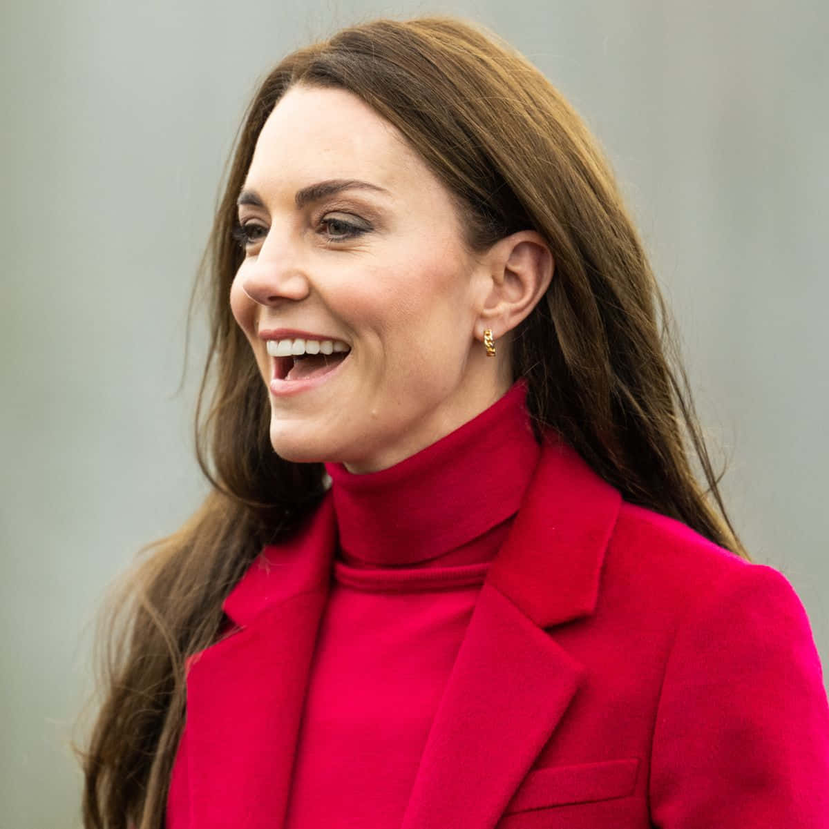 Red Coat, turtleneck, blazer, SD Phone Wallpaper