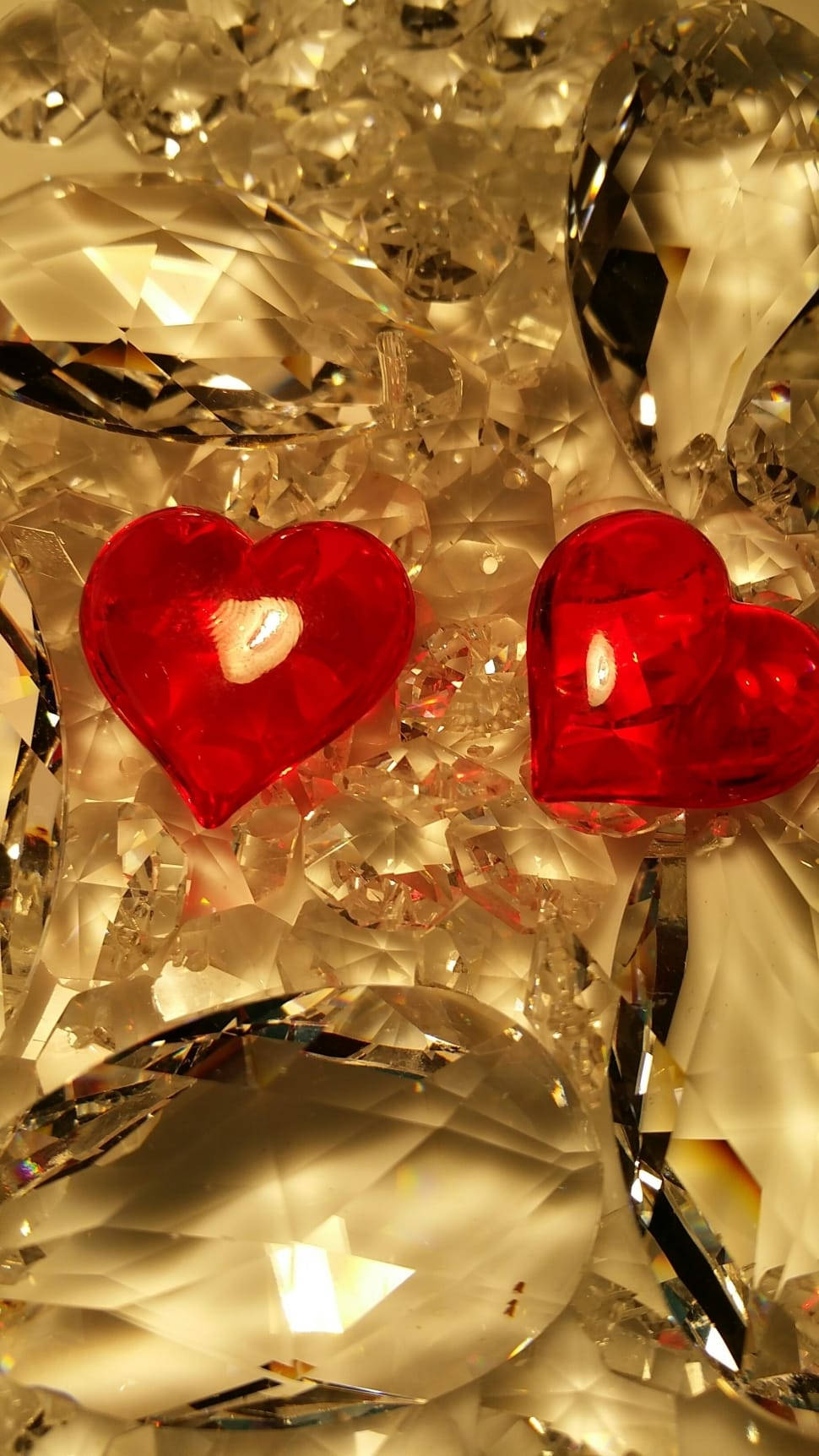 heart shape red crystals, glowing red heart-shaped candles, sparkling golden crystal fragments, HD Phone Wallpaper
