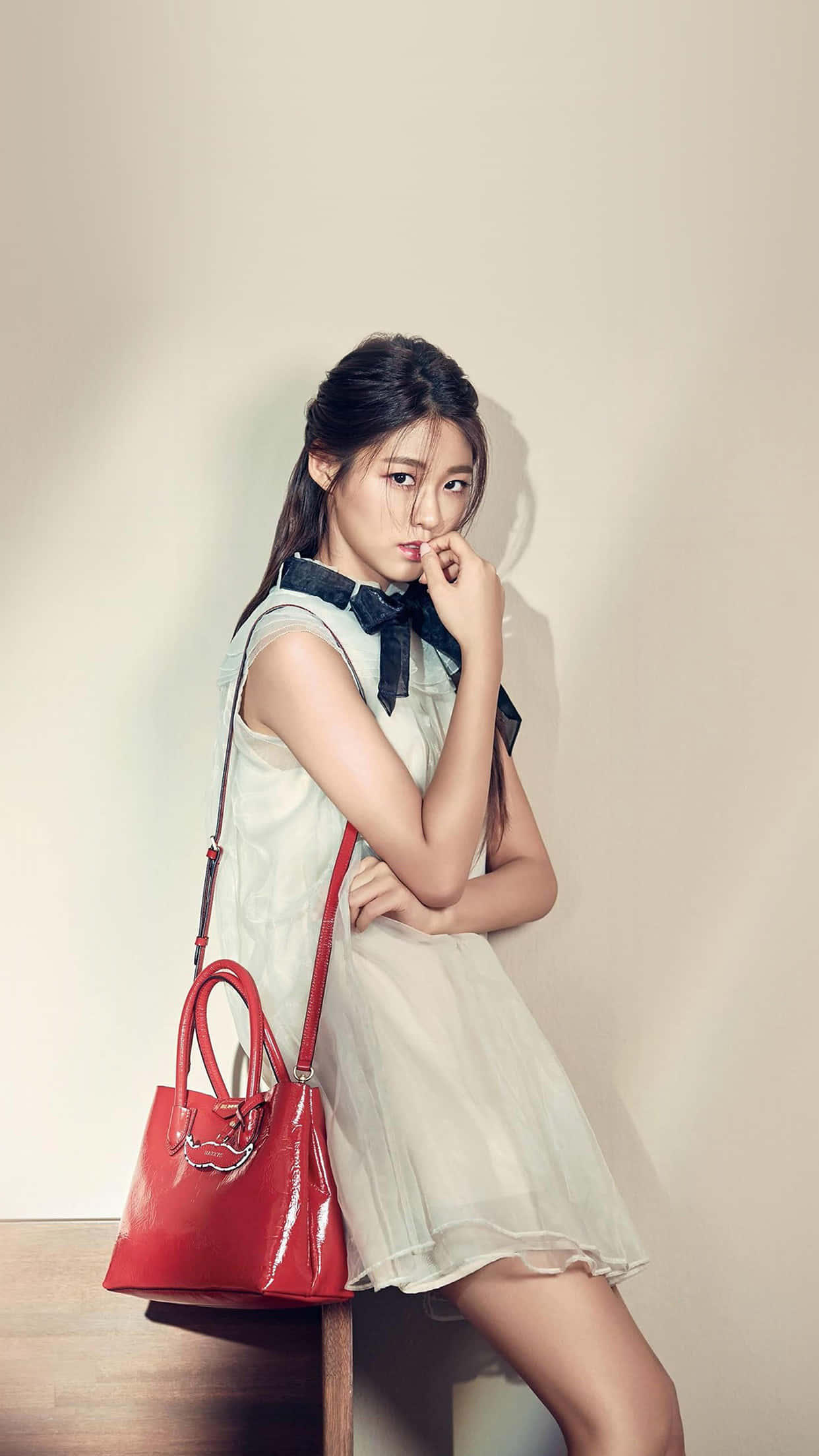 red handbag, light dress, navy bow, Full HD Phone Wallpaper