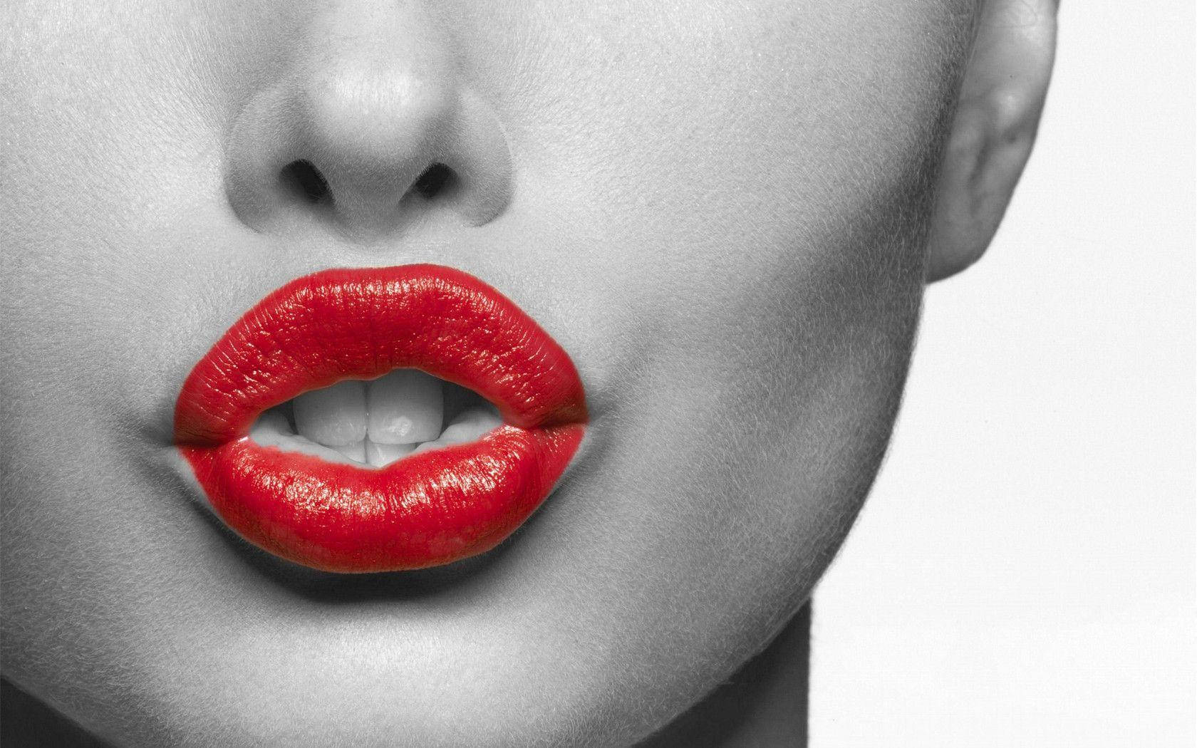 black and white, vivid red lips, close-up, HD Desktop Wallpaper