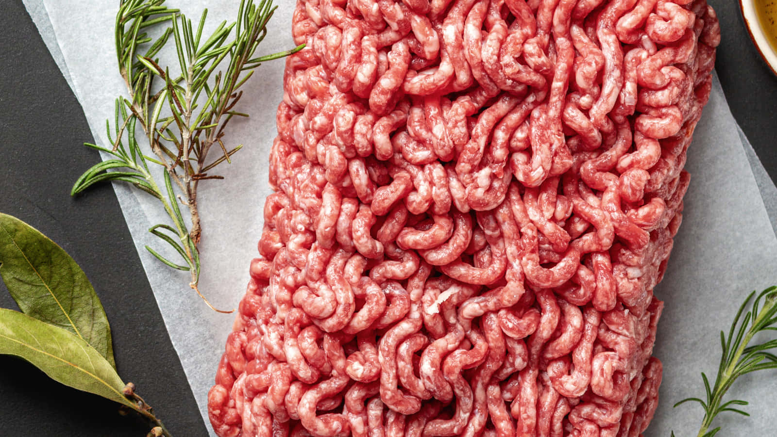 Red Meat, parchment paper, rosemary, HD Desktop Wallpaper