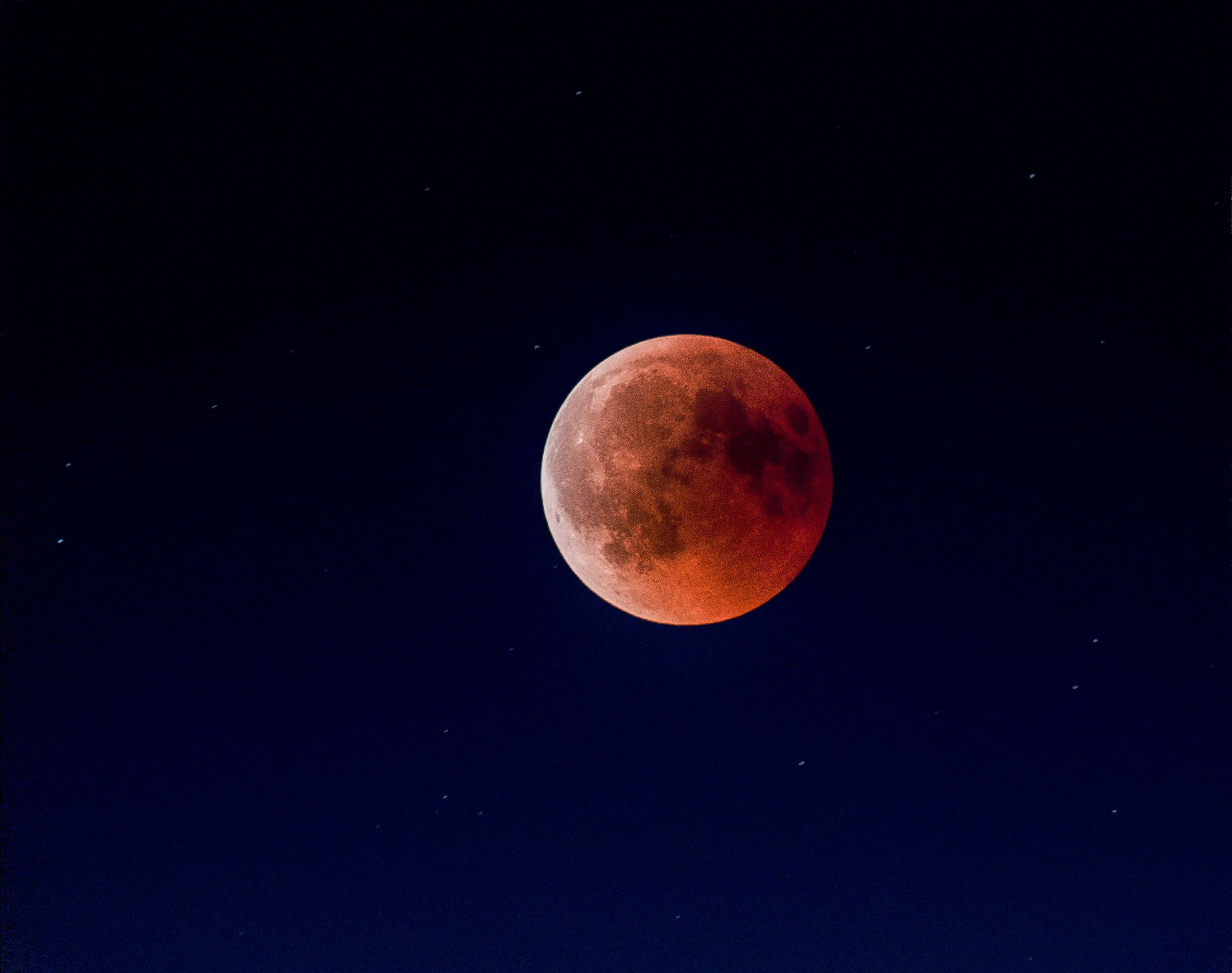 lunar eclipse, red moon, starry night sky, 2K Desktop Wallpaper