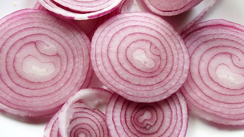 red onions, vibrant pinkish-red, concentric rings, SD Desktop Wallpaper