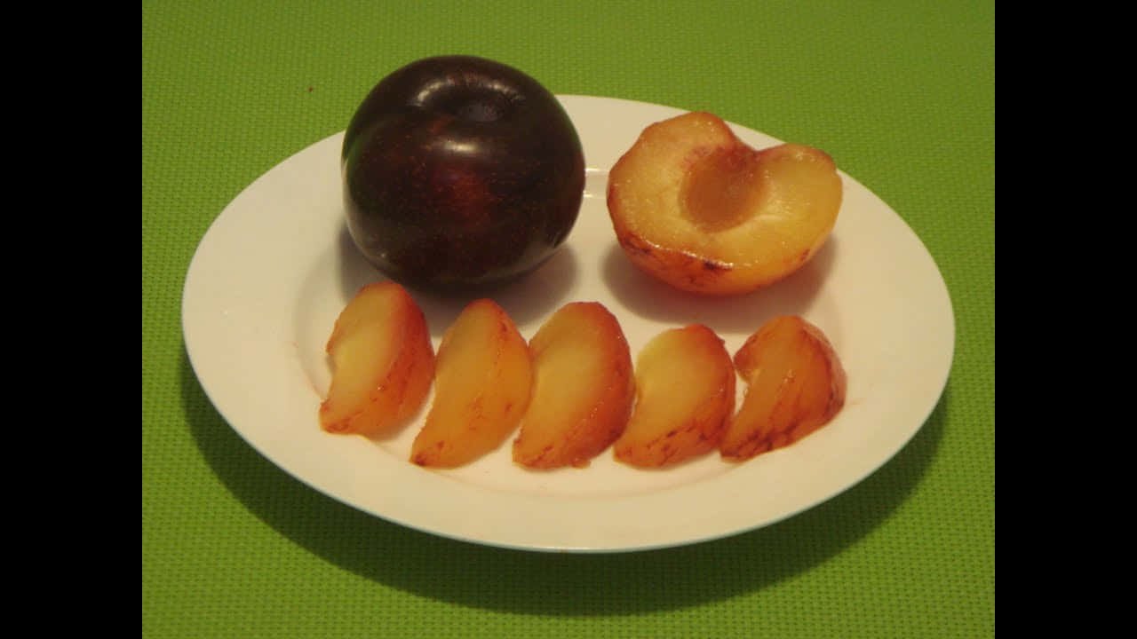 Red Plum, dark plum, halved peach, HD Desktop Wallpaper