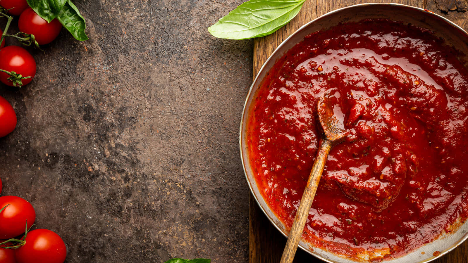 Red Sauce, metal pan, wooden spoon, HD Desktop Wallpaper