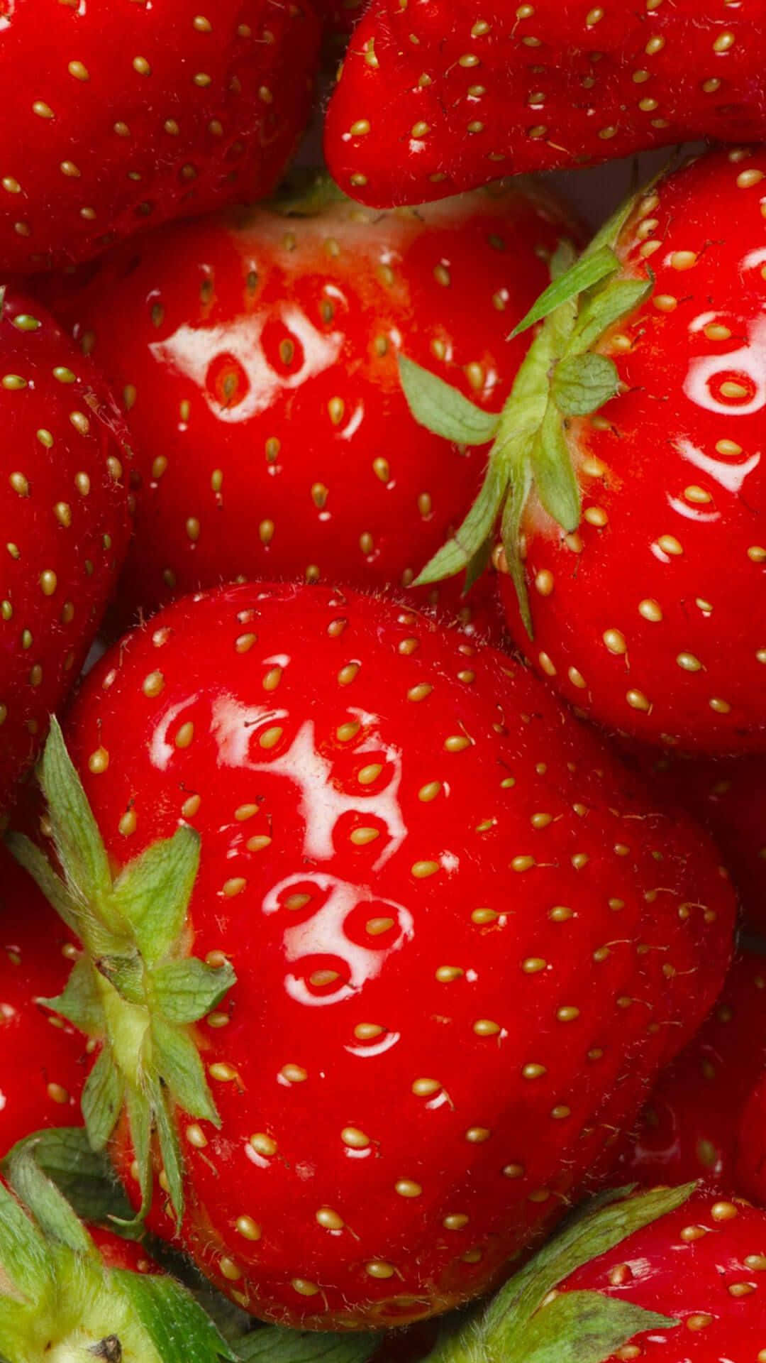 Red Strawberry, juicy ripe strawberries, dew drops, Full HD Phone Wallpaper