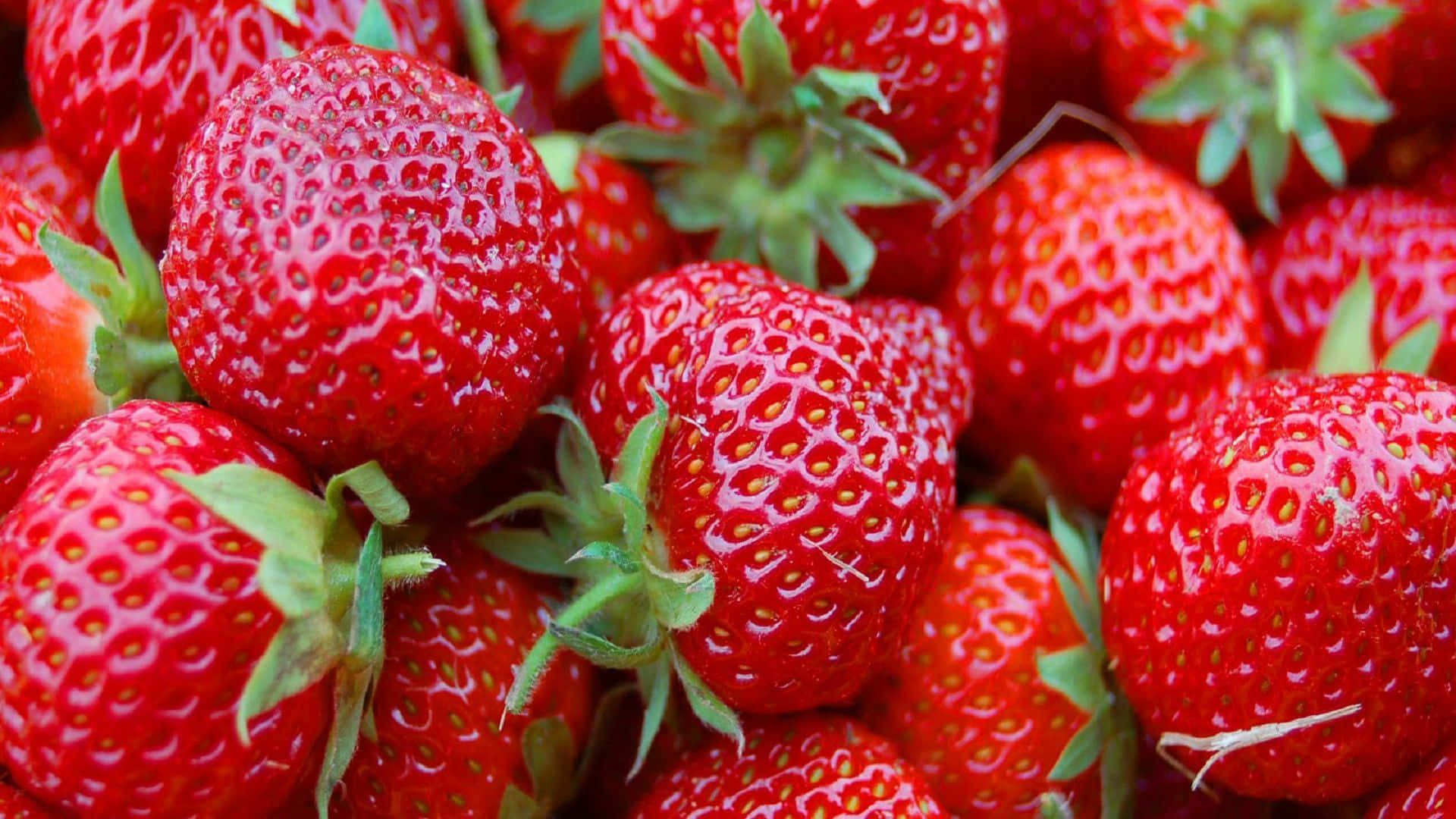 Red Strawberry, juicy ripe strawberries, green caps, Full HD Desktop Wallpaper
