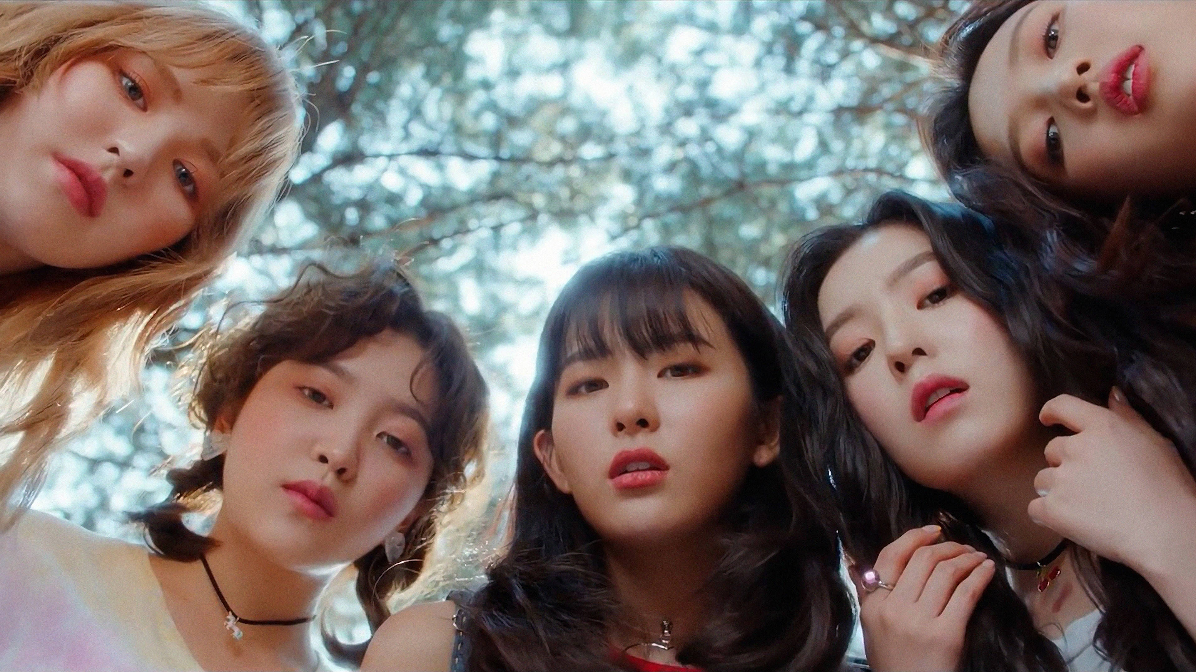 Red Velvet, five young women, styled hair, 4K Desktop Wallpaper