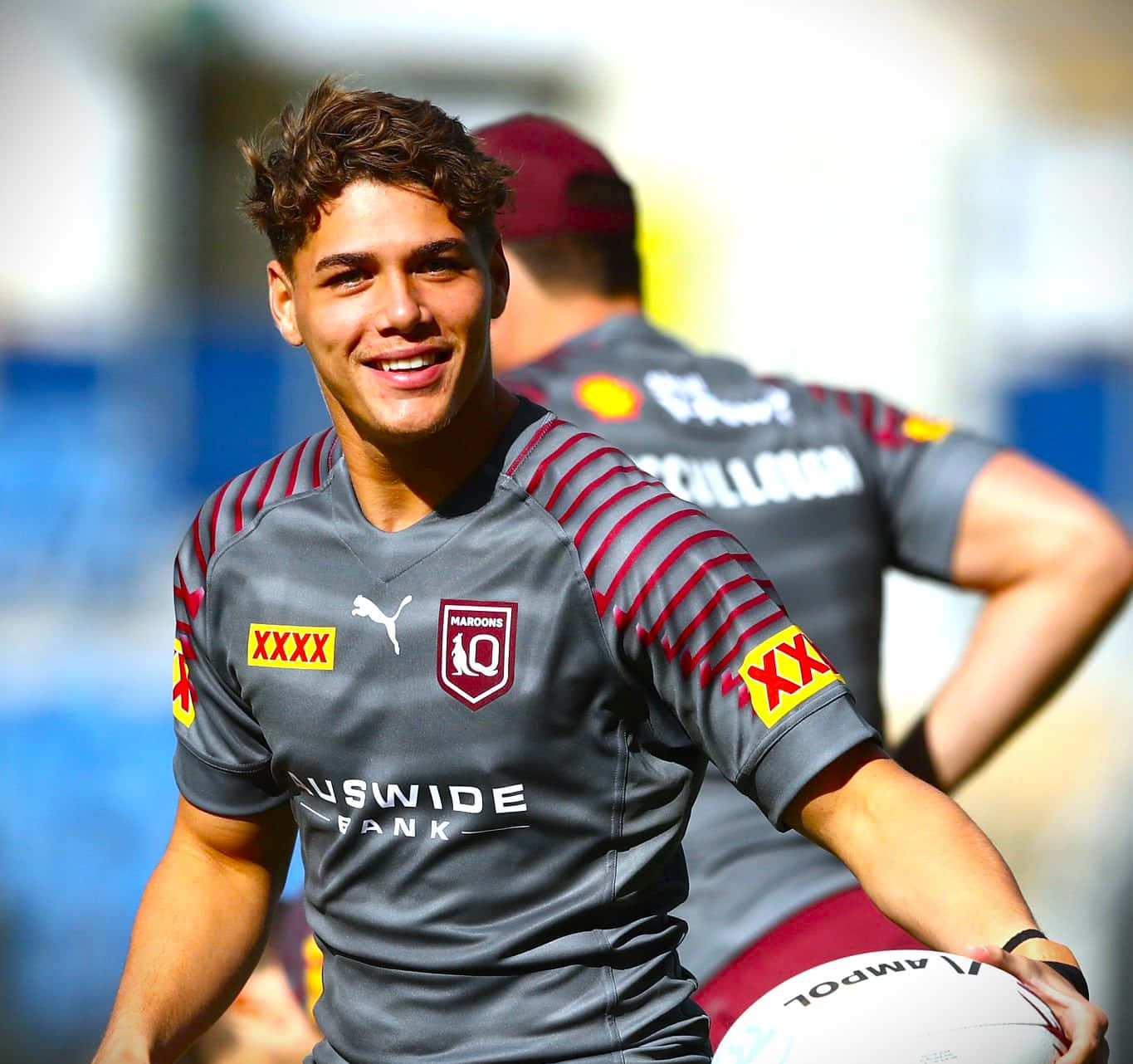 Reece Walsh, grey and maroon jersey, rugby player, HD Desktop Wallpaper