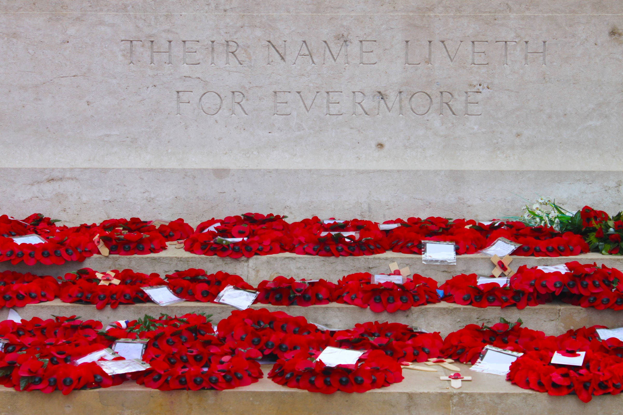 poppy wreaths, Remembrance Day, stone steps, Full HD Desktop Wallpaper