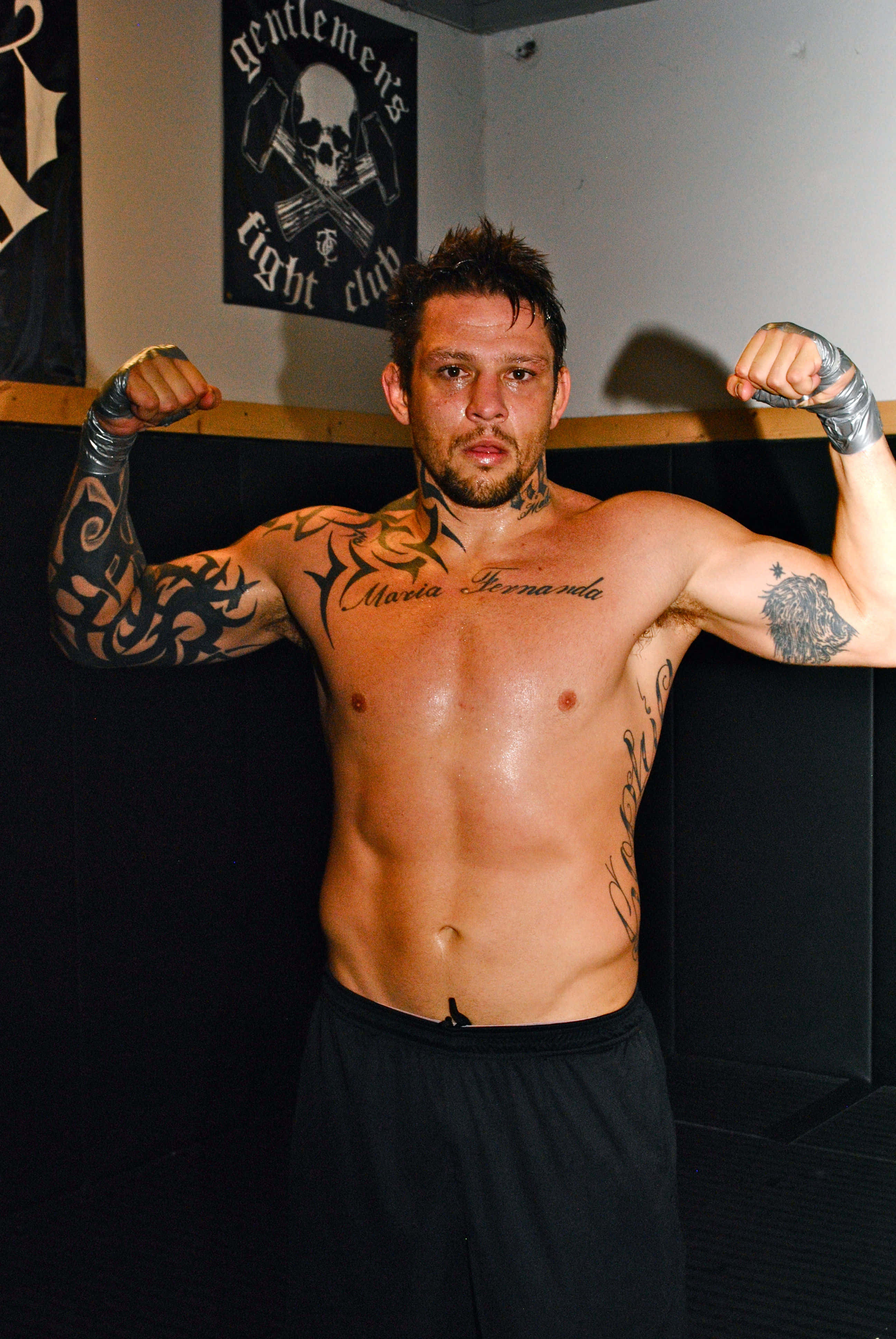 Renato Sobral, tattooed fighter, gym, 4K Phone Wallpaper