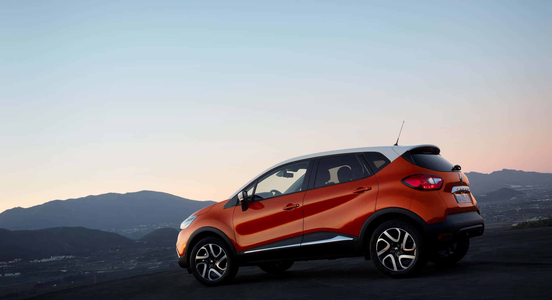 Renault Captur, sunset, open road, HD Desktop Wallpaper