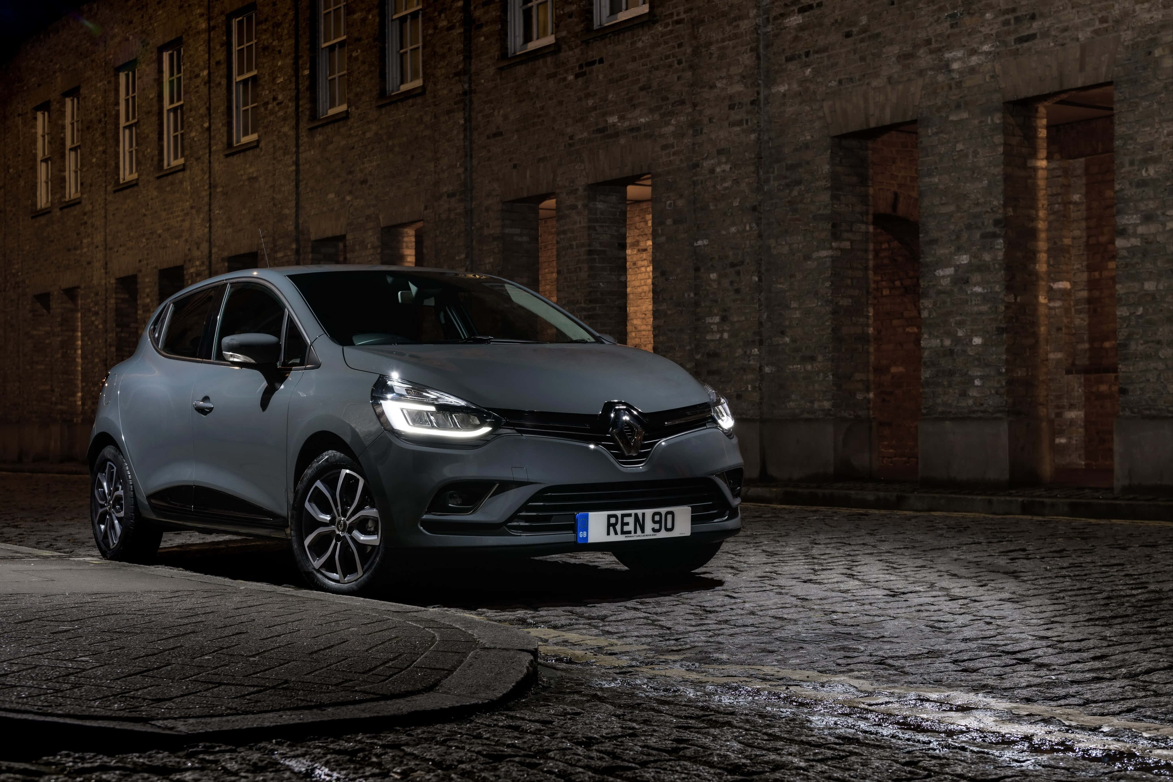 Renault Clio, sleek design, vibrant red, 4K Desktop Wallpaper