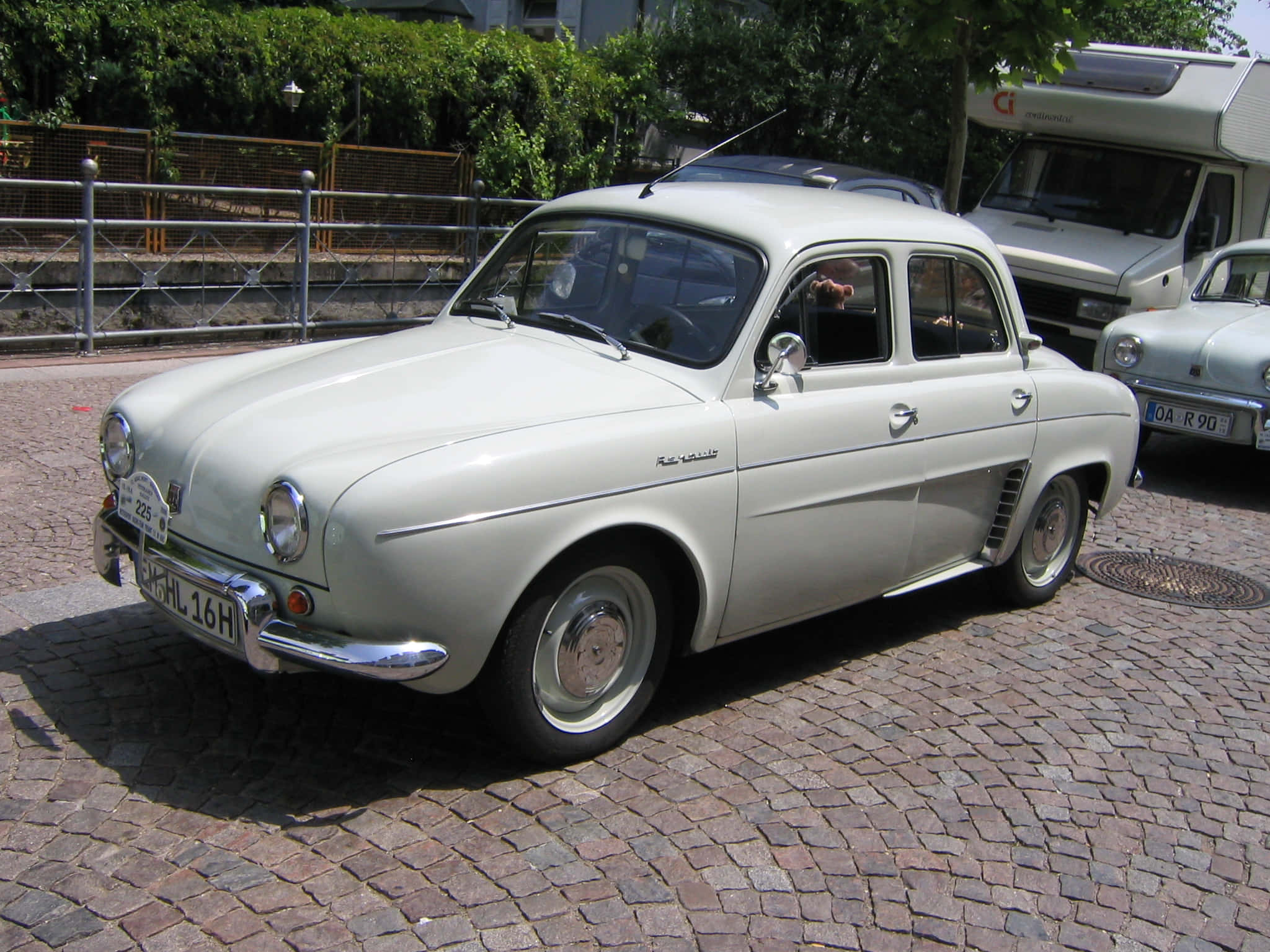 Renault Dauphine, cream, sunlit cobblestone street, Full HD Desktop Wallpaper