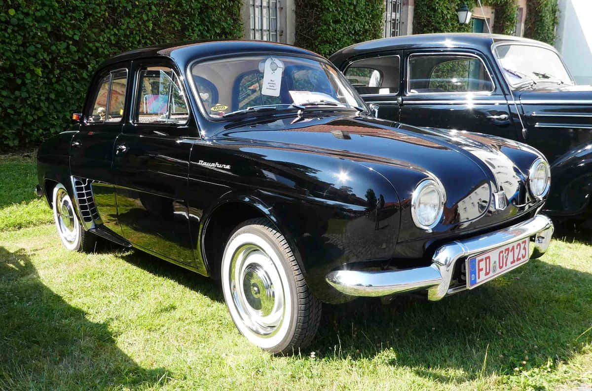 Renault Dauphine, glossy black, vintage, SD Desktop Wallpaper