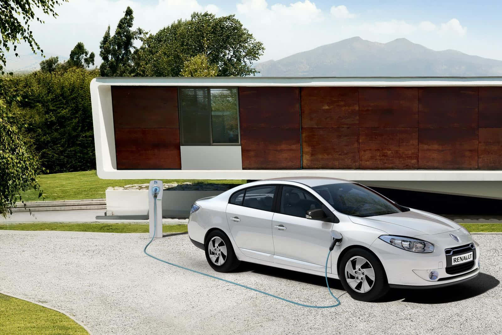 Renault Fluence, silver, urban setting, HD Desktop Wallpaper