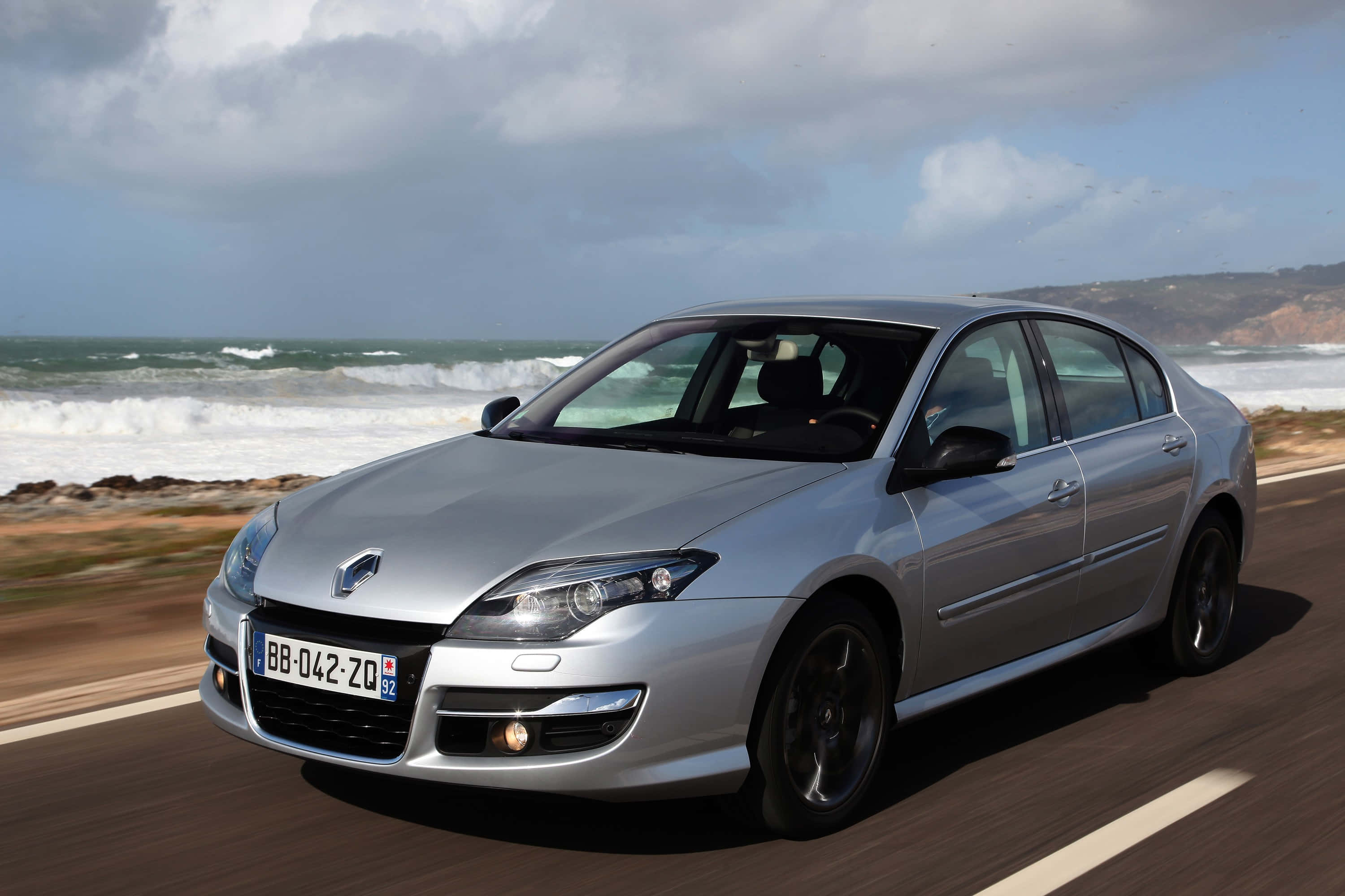 Renault Laguna, silver, coastal road, 2K Desktop Wallpaper