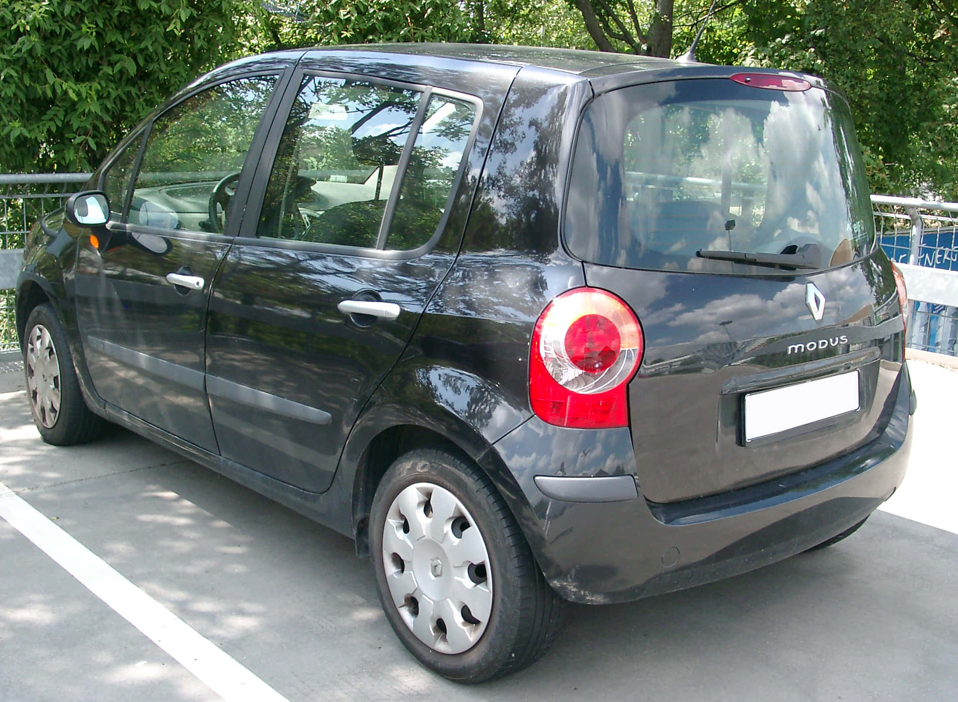 Renault Modus, black, sleek, HD Desktop Wallpaper