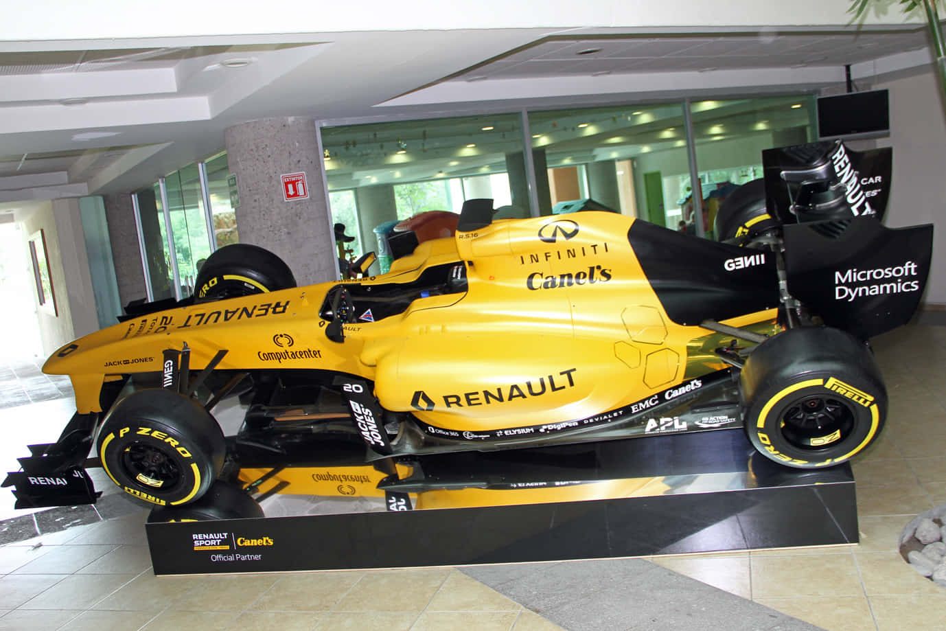 Renault RS16, vibrant yellow, black accents, HD Desktop Wallpaper
